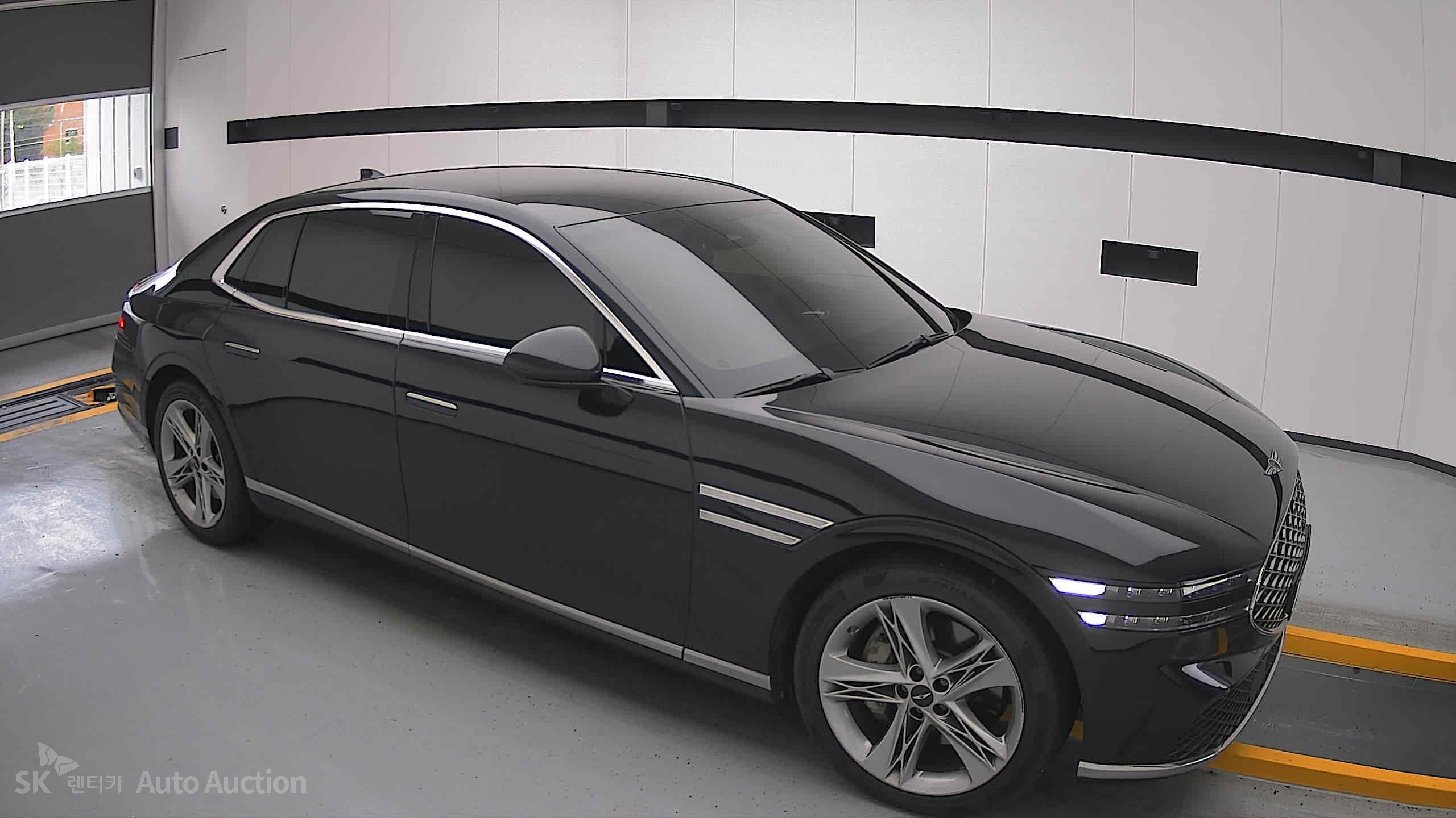 2022 - genesis g90