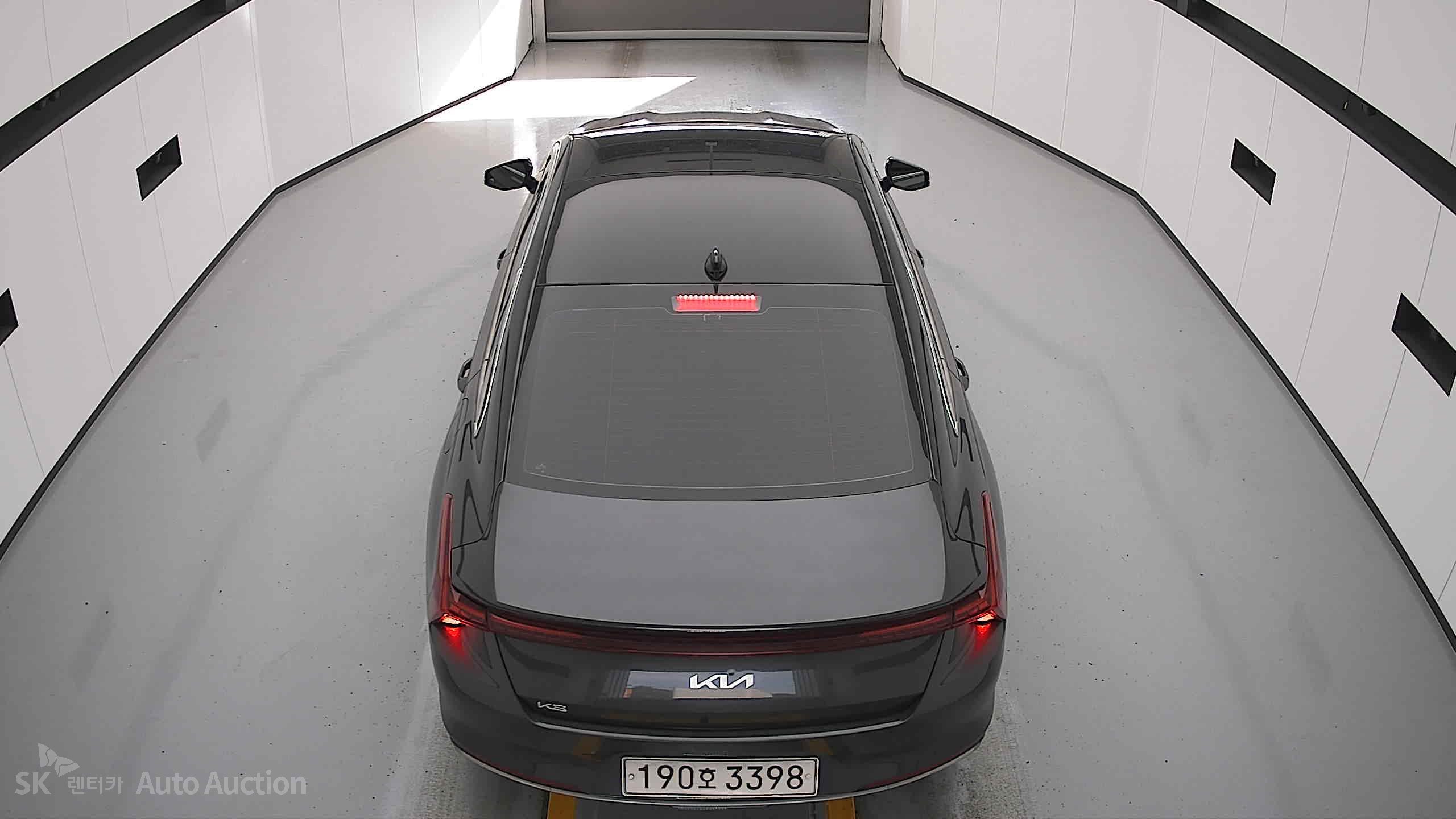 2022 - kia k8
