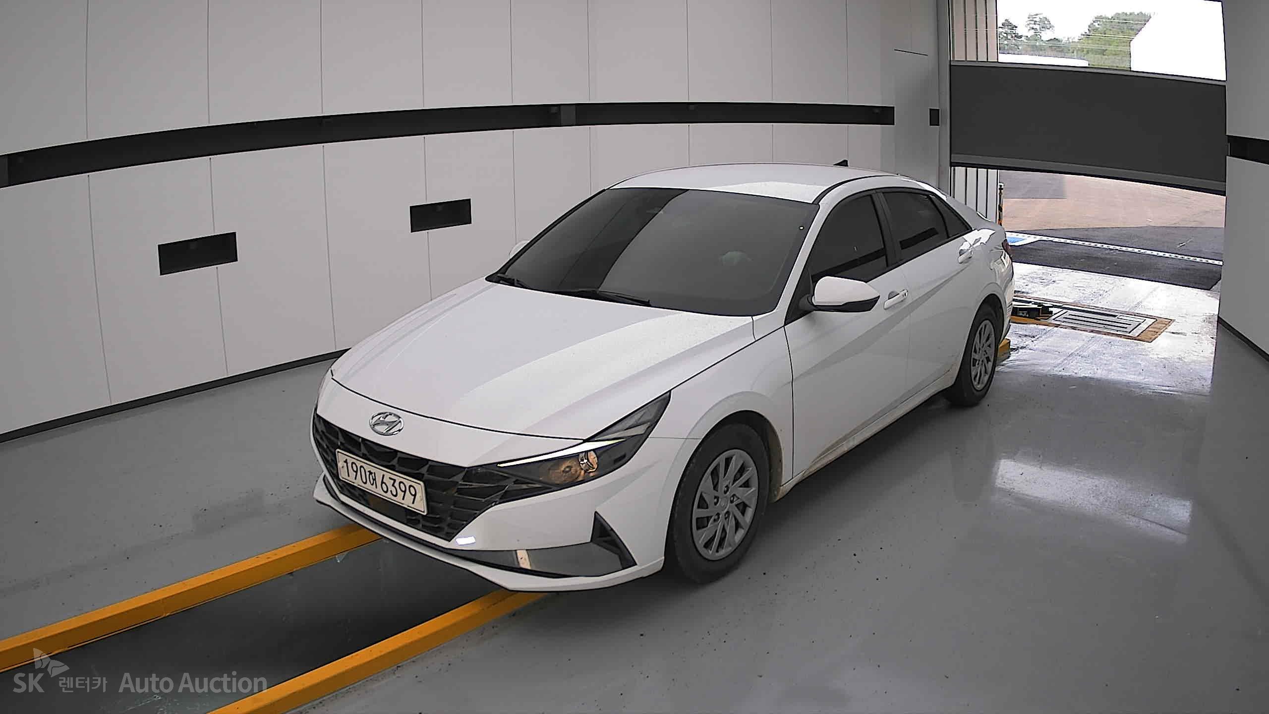 2022 - hyundai avante