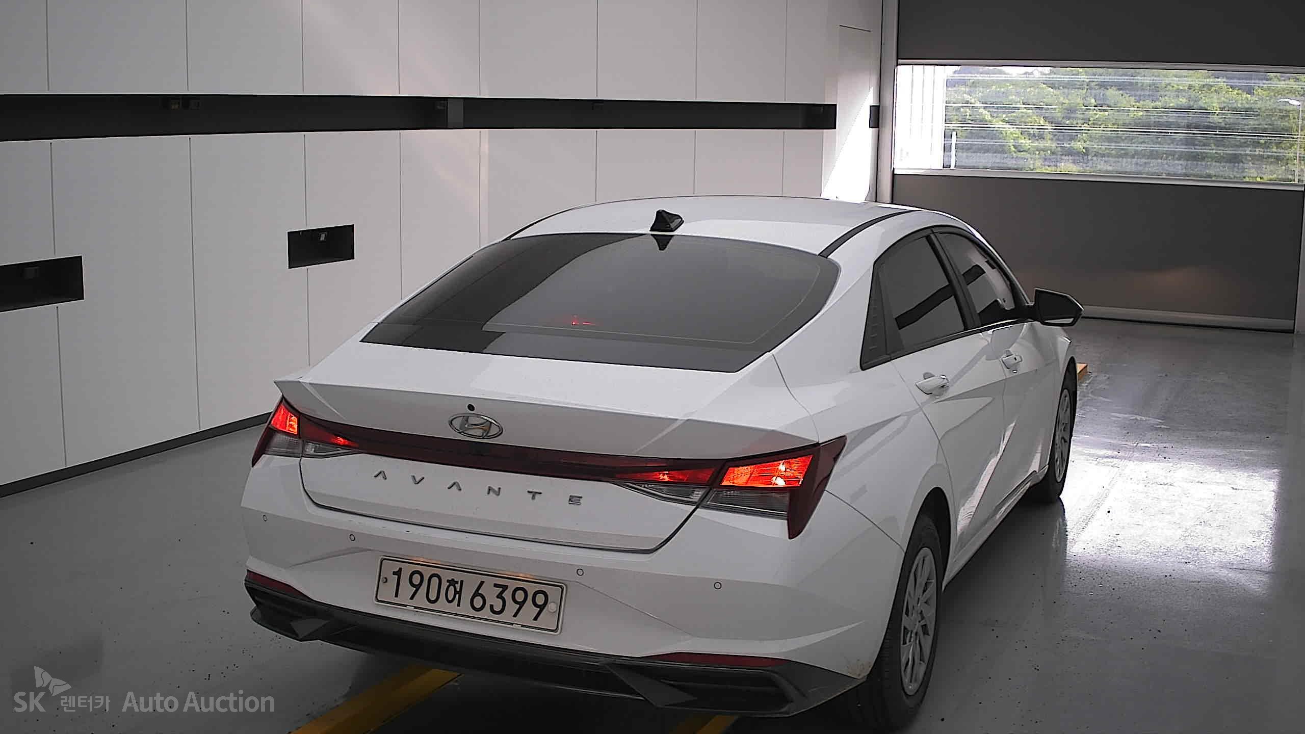 2022 - hyundai avante