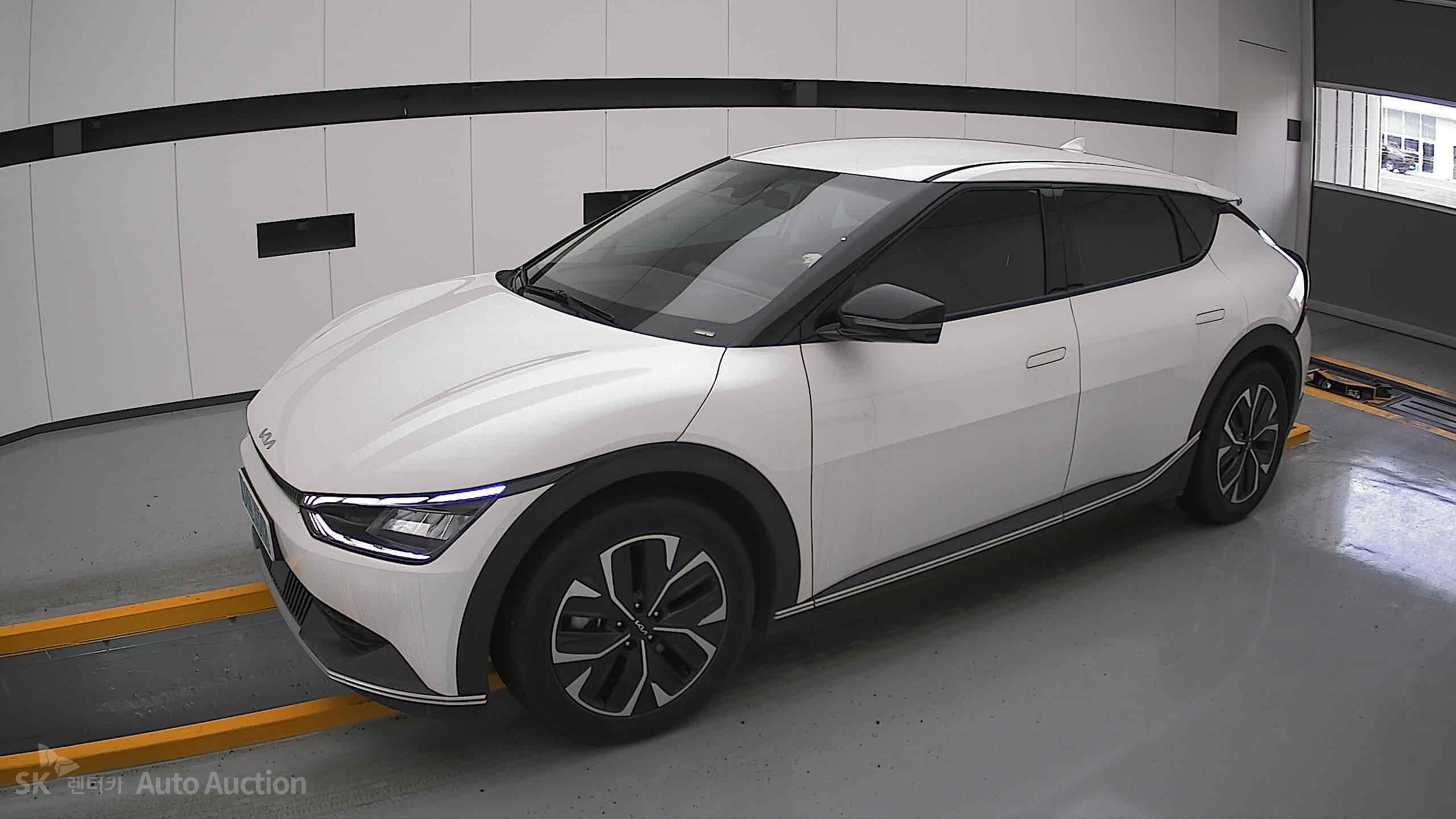 2022 - kia ev6