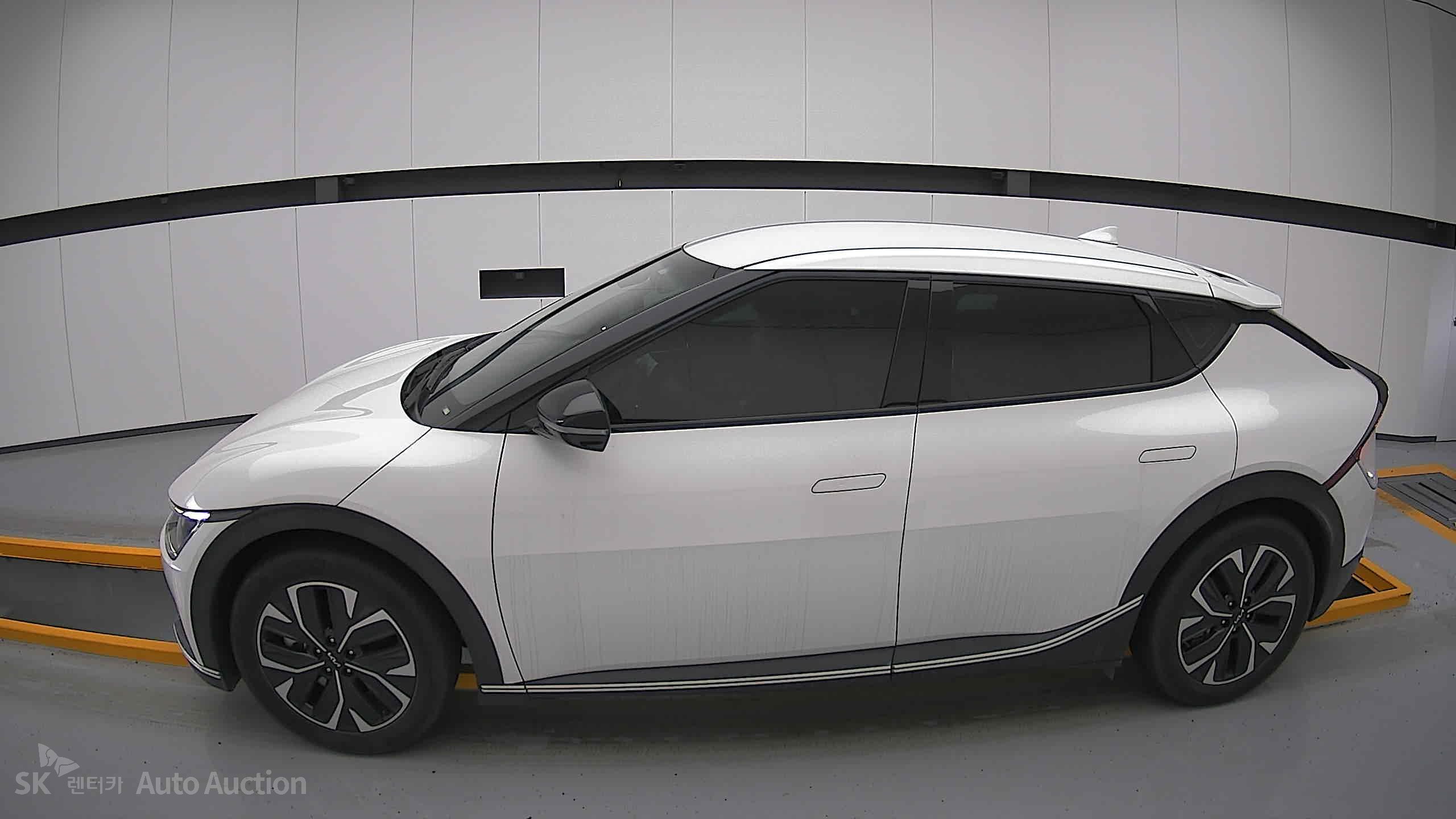 2022 - kia ev6