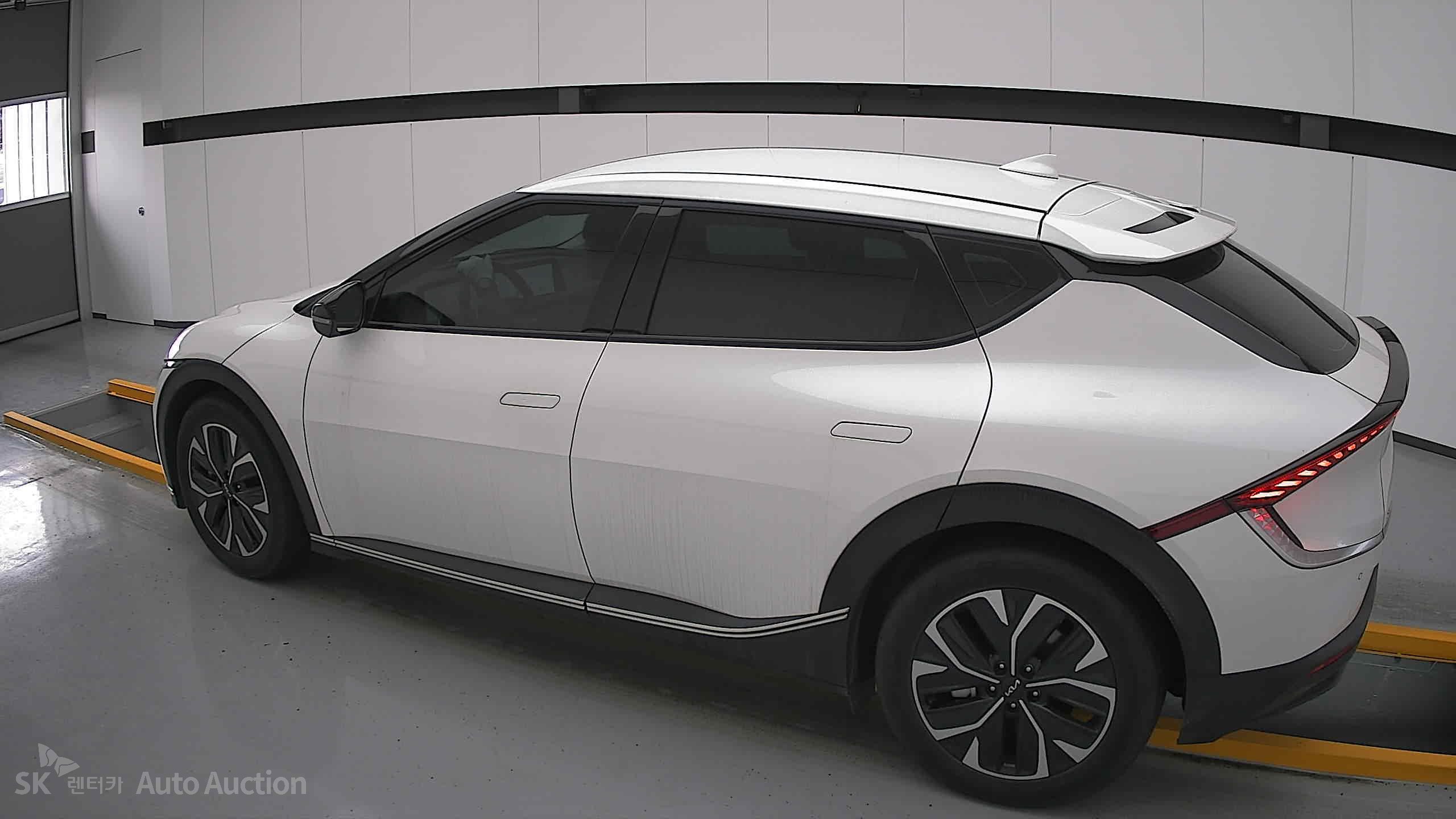 2022 - kia ev6