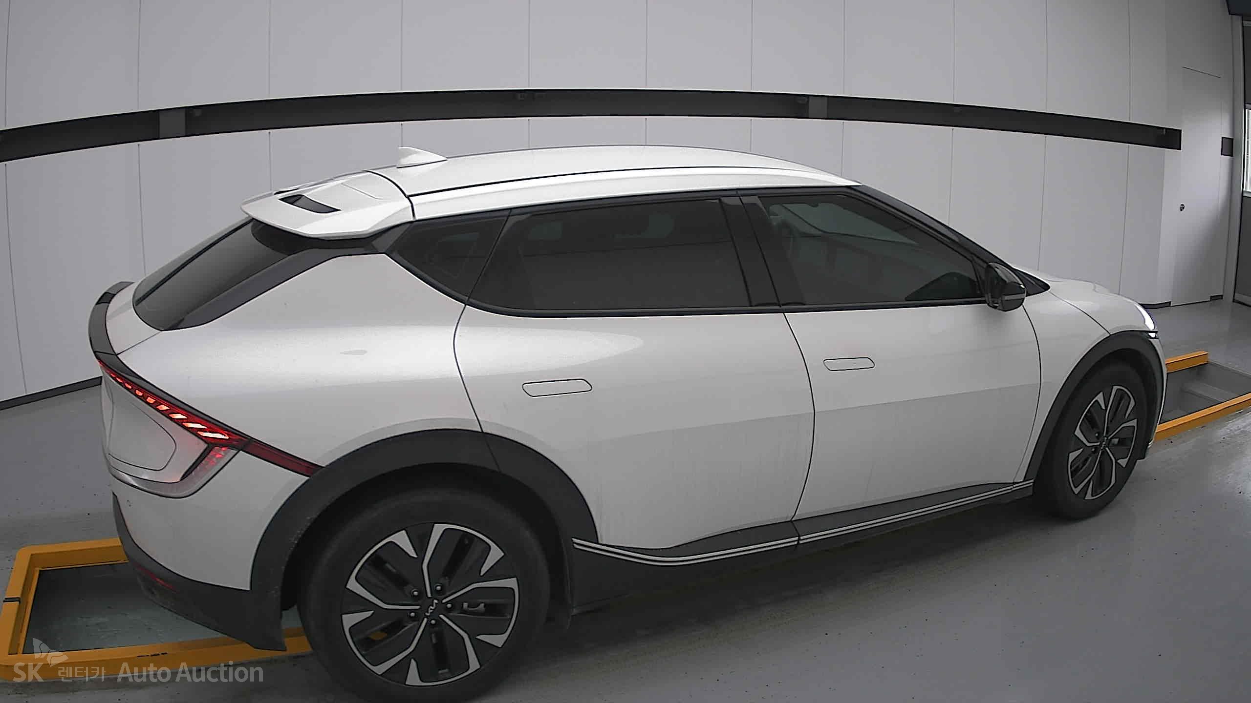 2022 - kia ev6