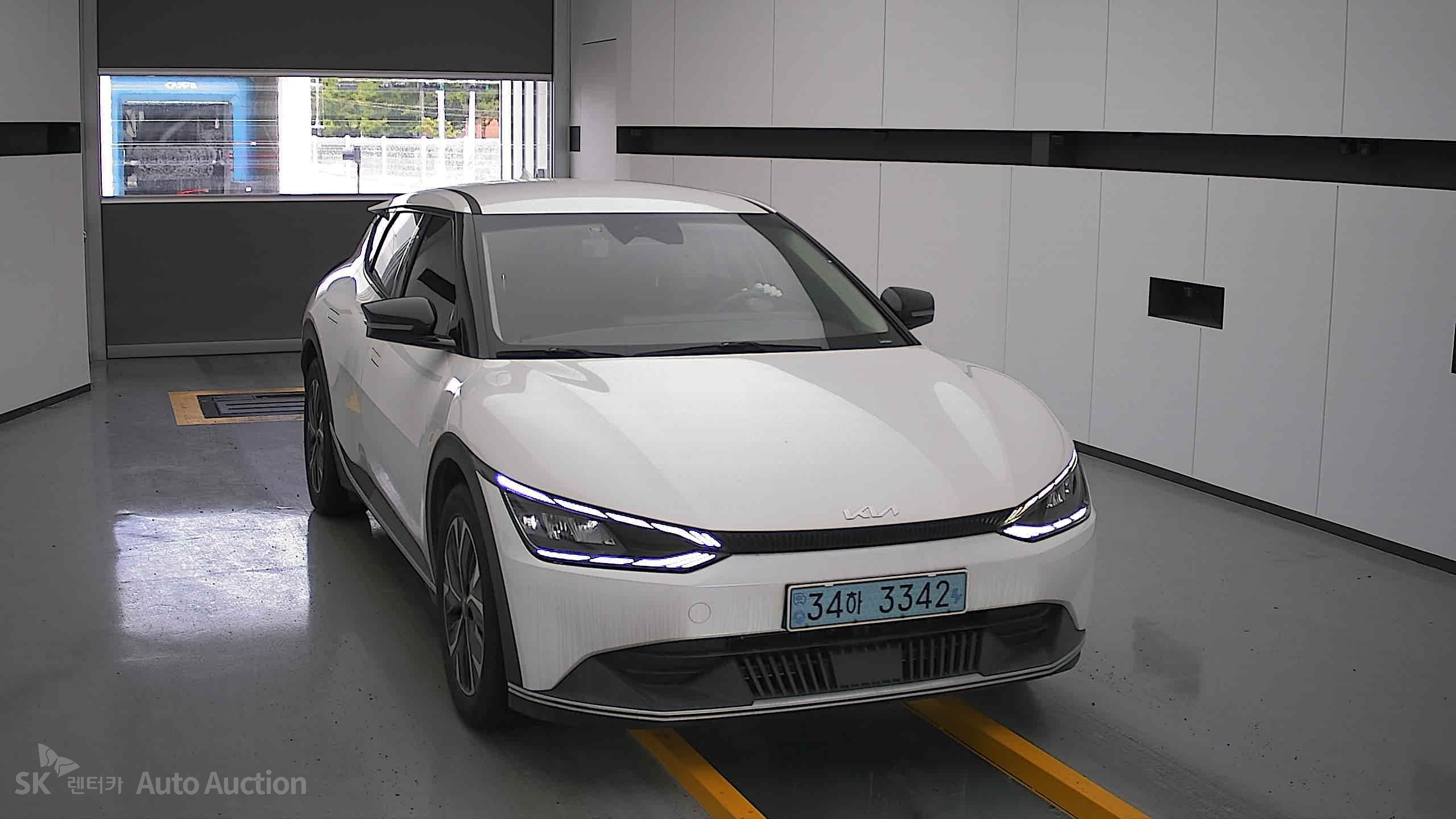 2022 - kia ev6