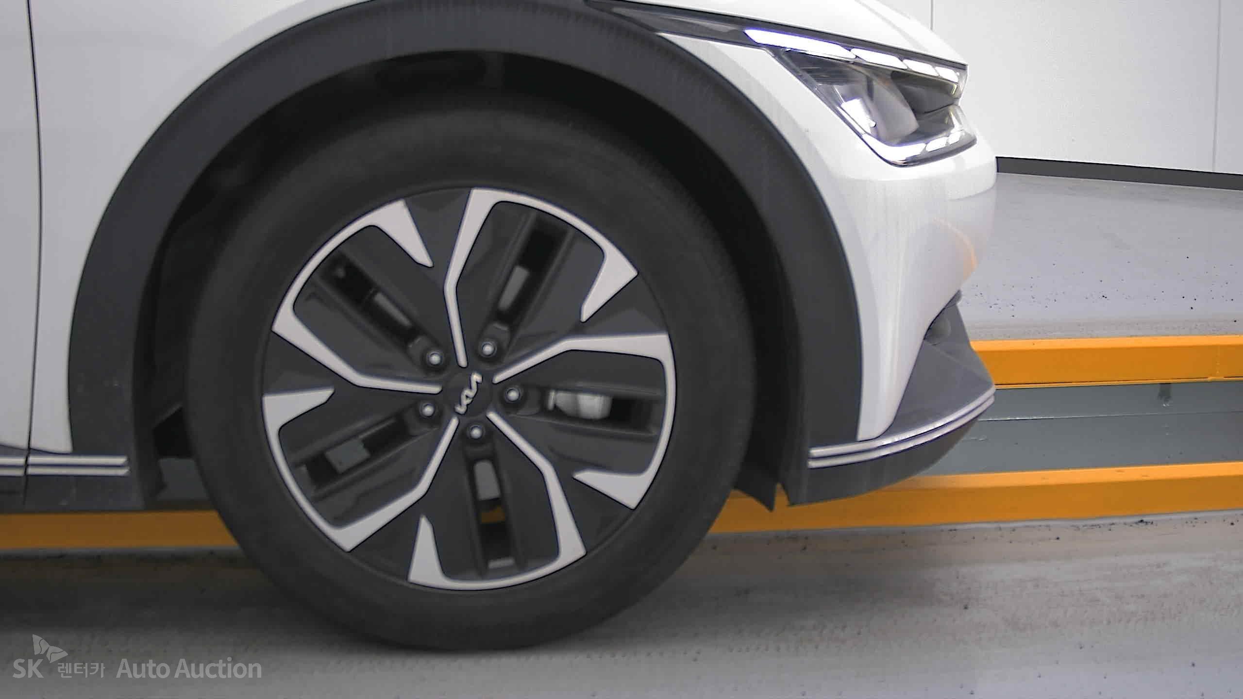 2022 - kia ev6