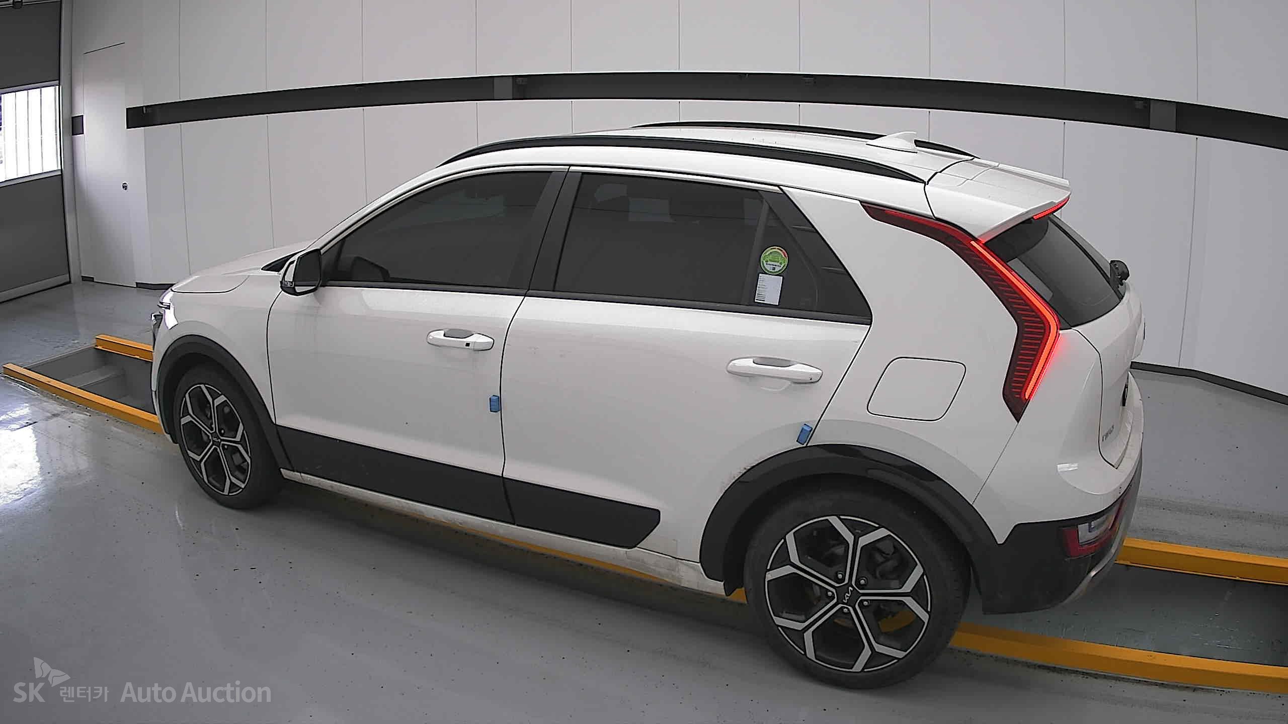 2022 - kia all-new niro