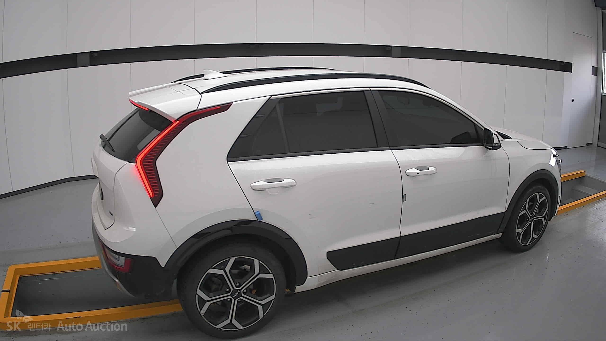 2022 - kia all-new niro