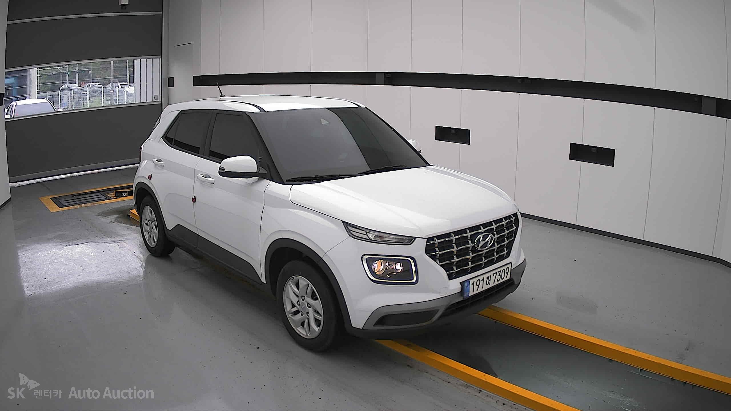 2022 - hyundai venue
