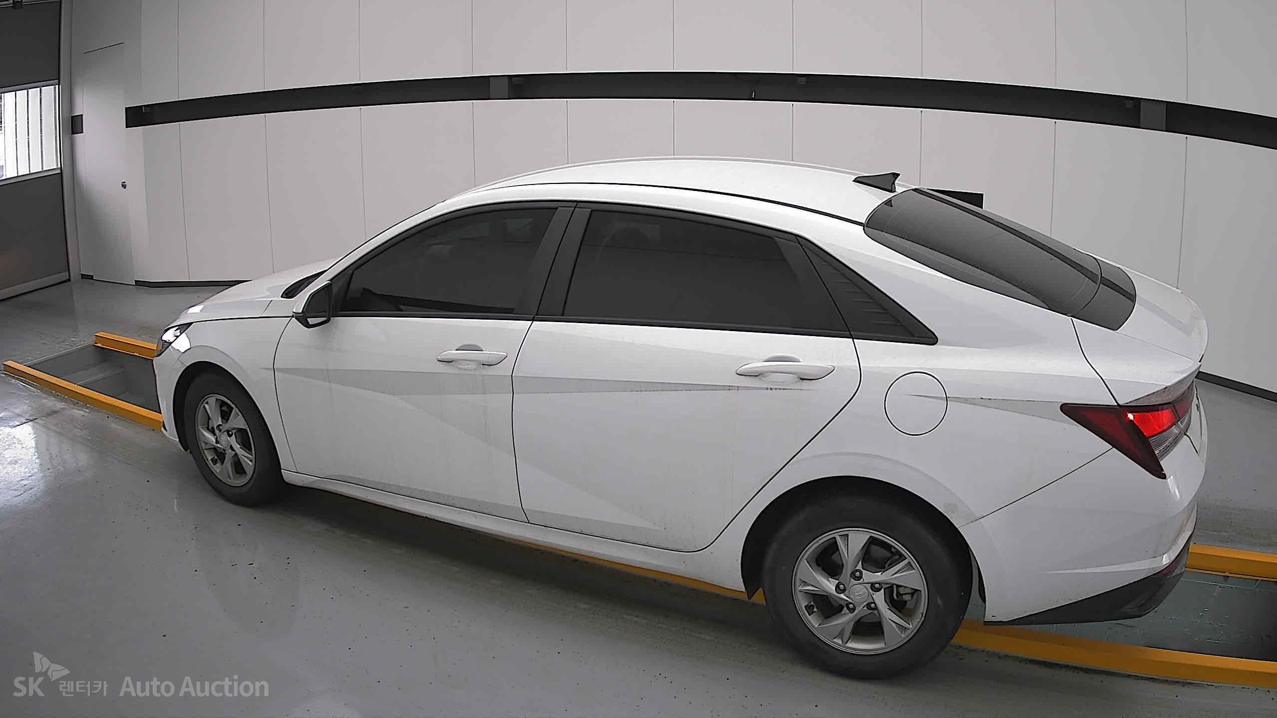 2023 - hyundai avante