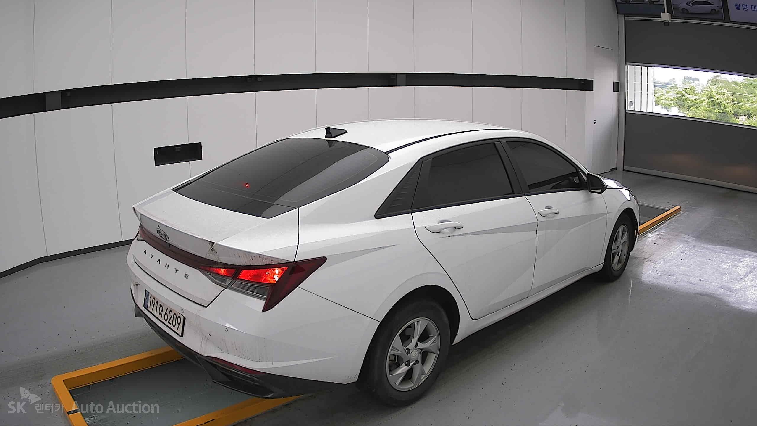 2023 - hyundai avante