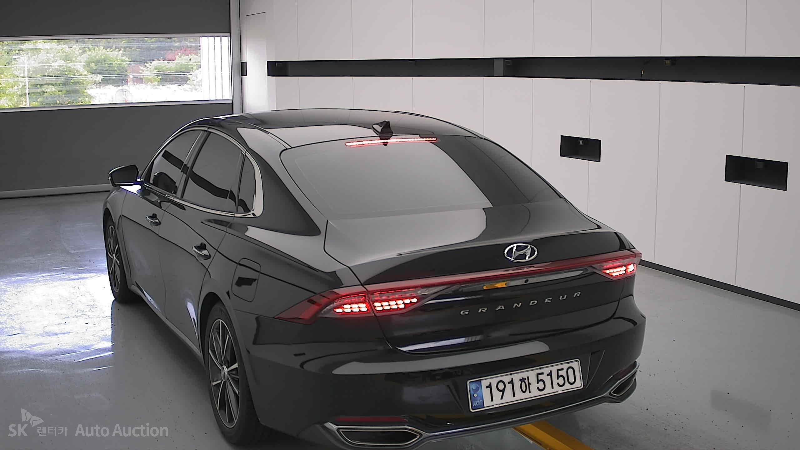 2022 - hyundai grandeur