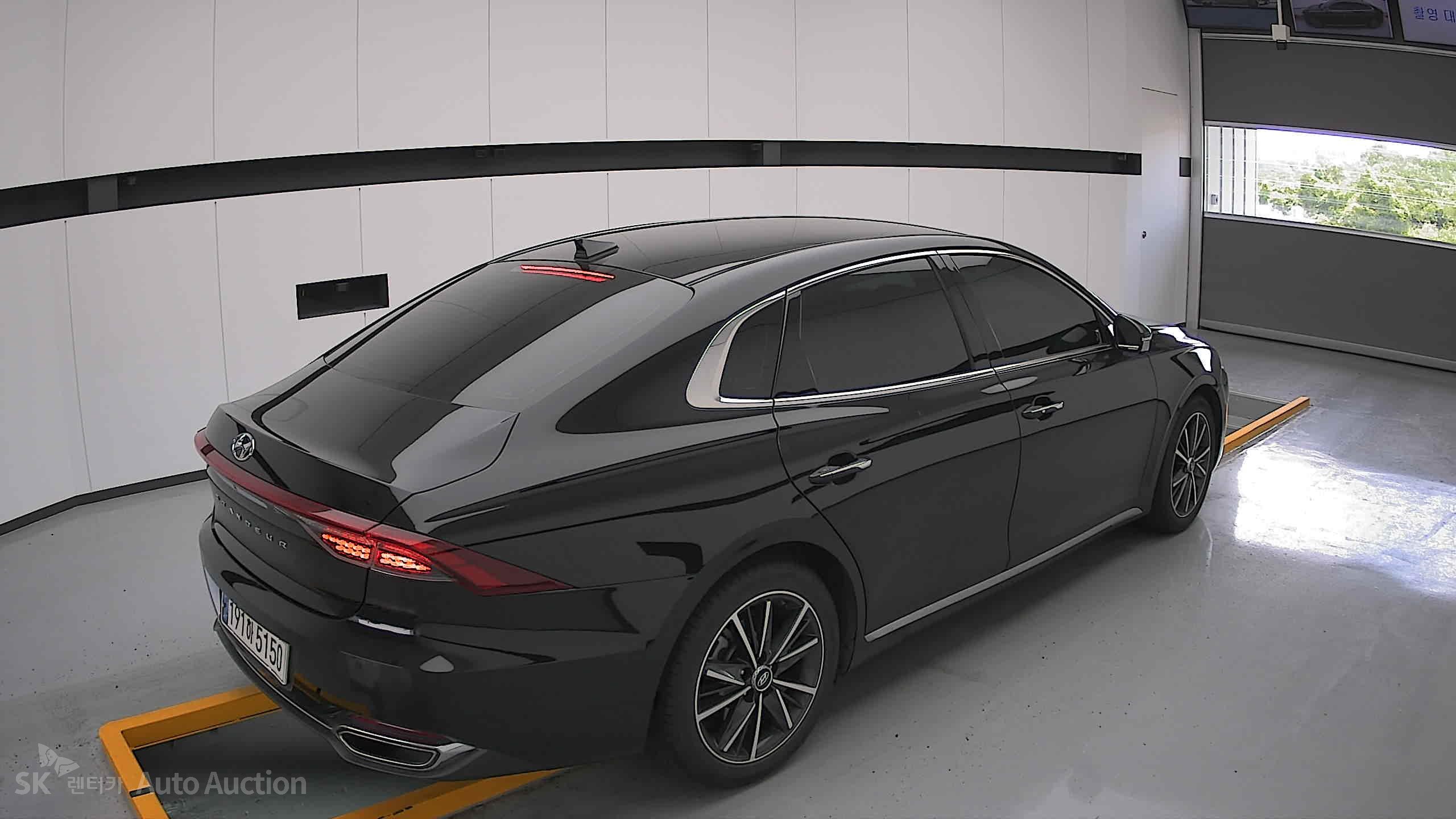 2022 - hyundai grandeur