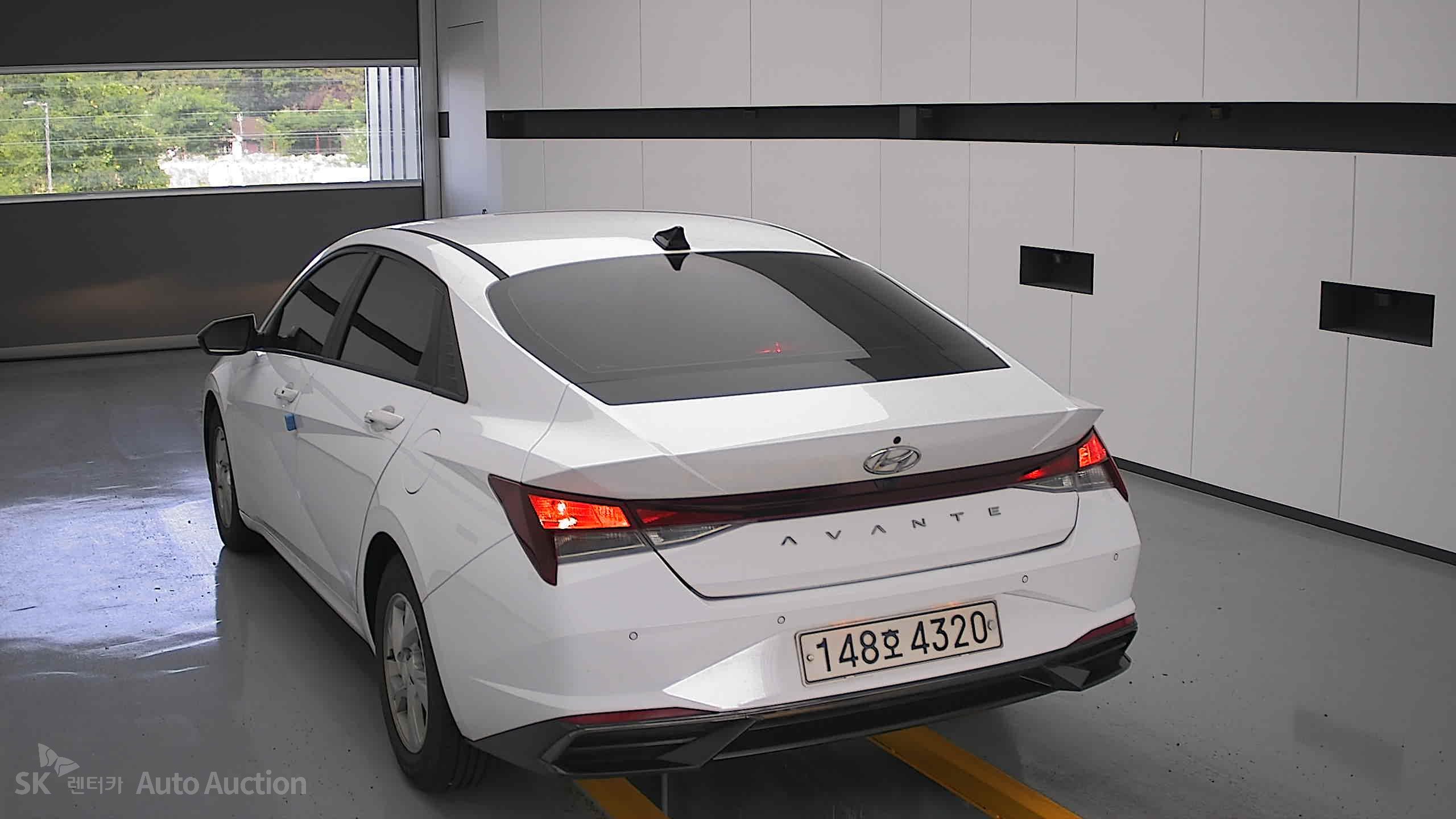 2021 - hyundai avante