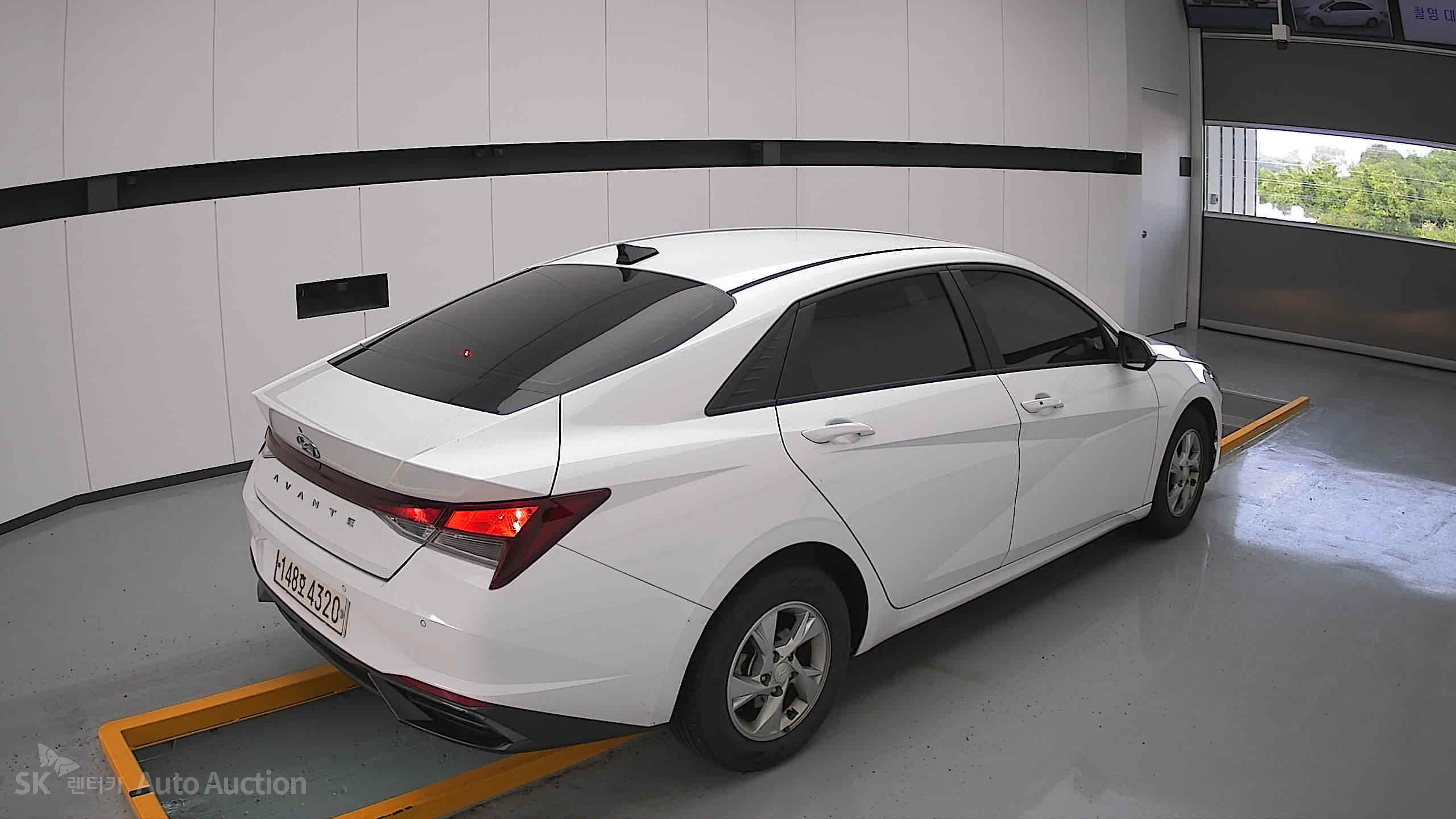 2021 - hyundai avante