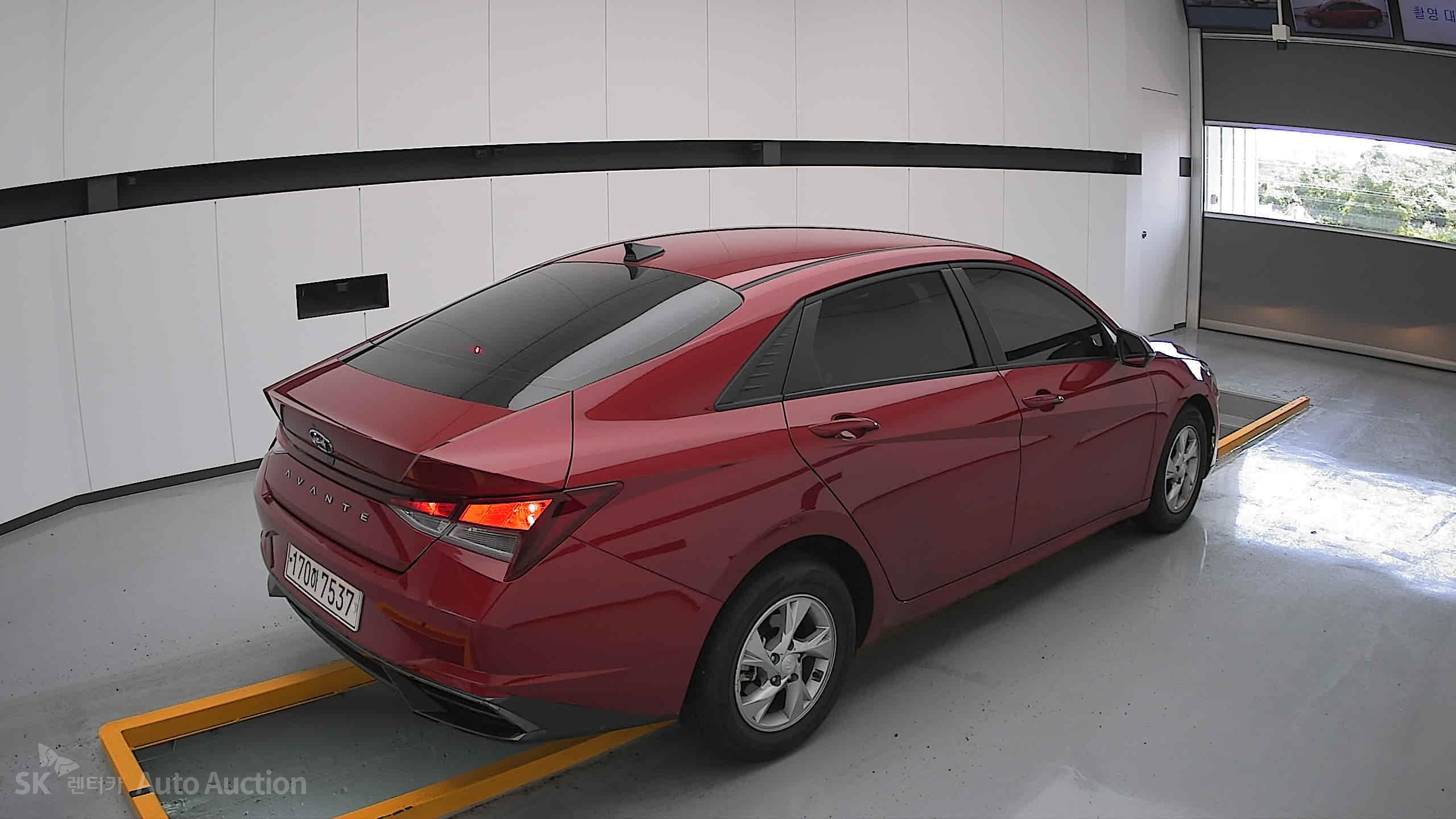 2021 - hyundai avante