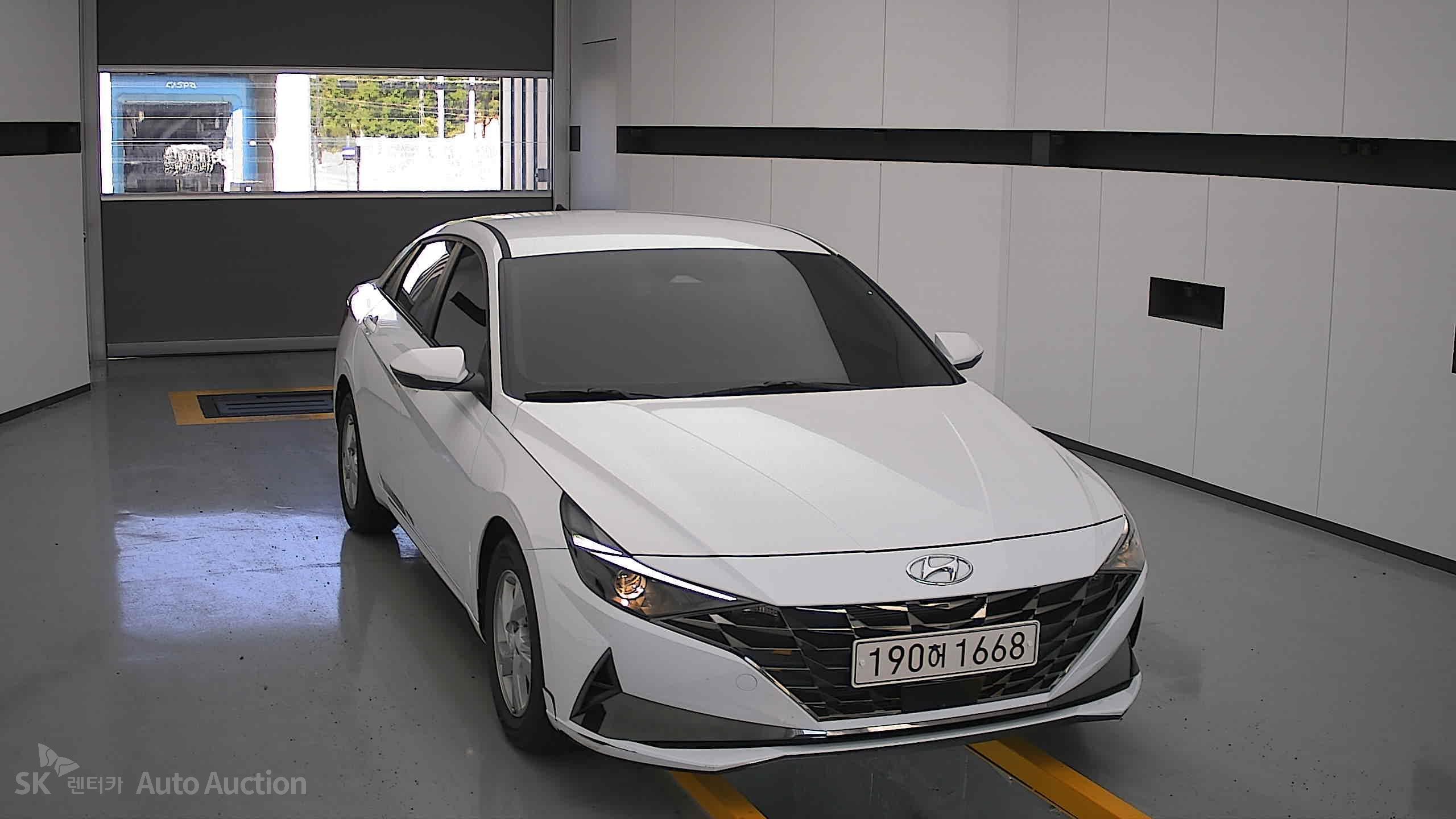 2021 - hyundai avante
