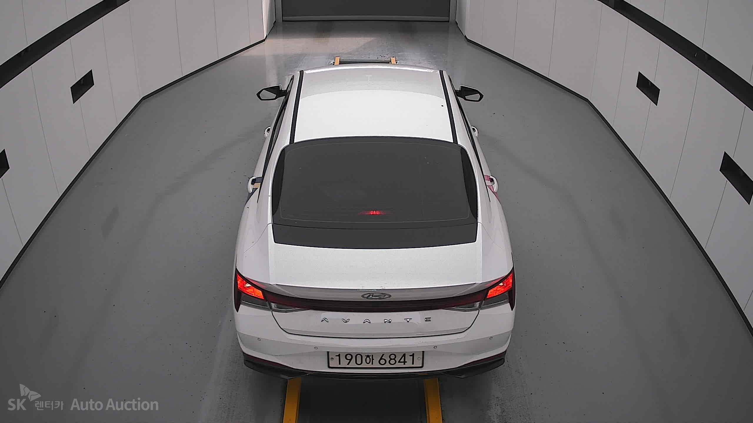 2023 - hyundai avante