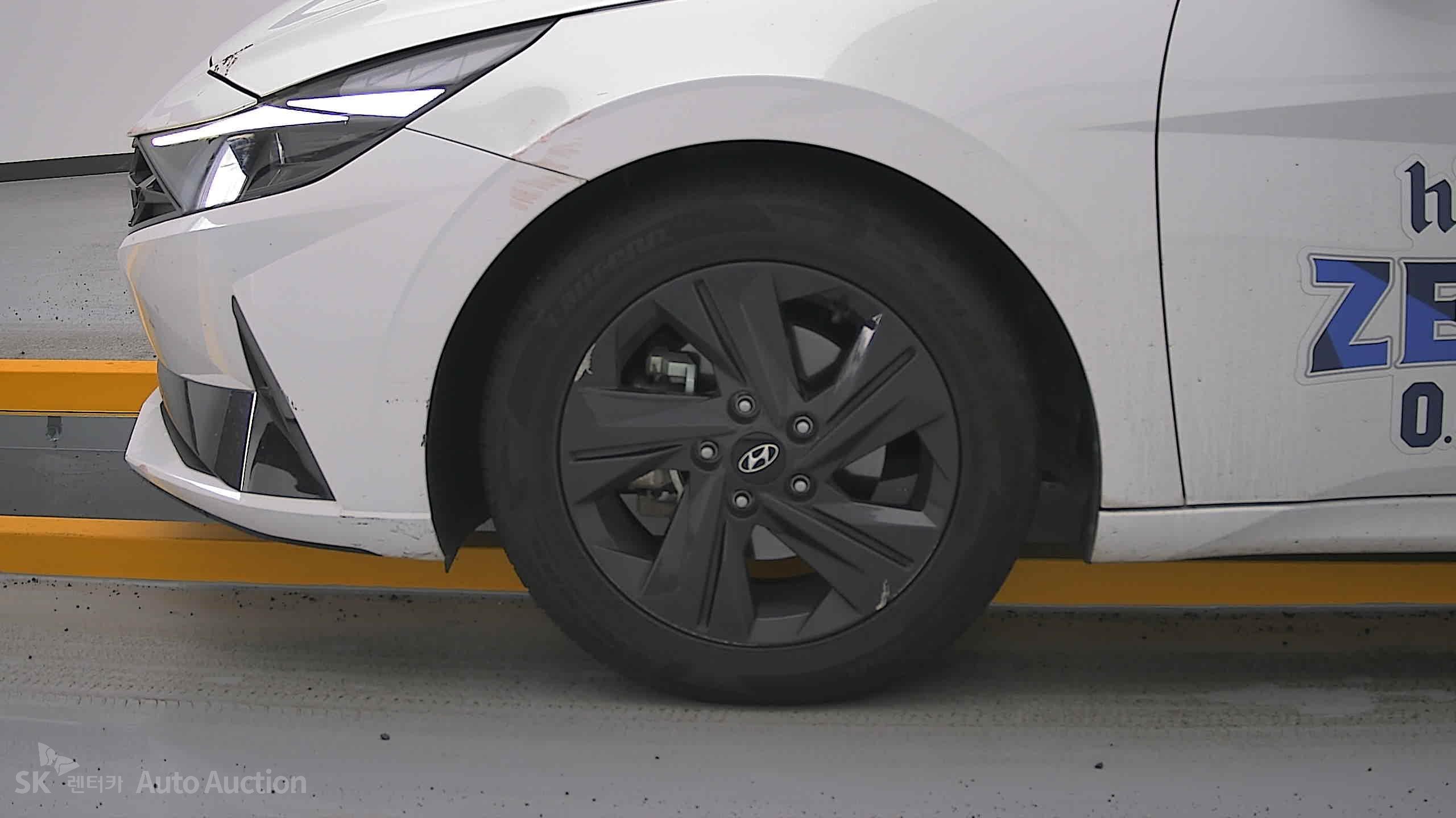 2023 - hyundai avante