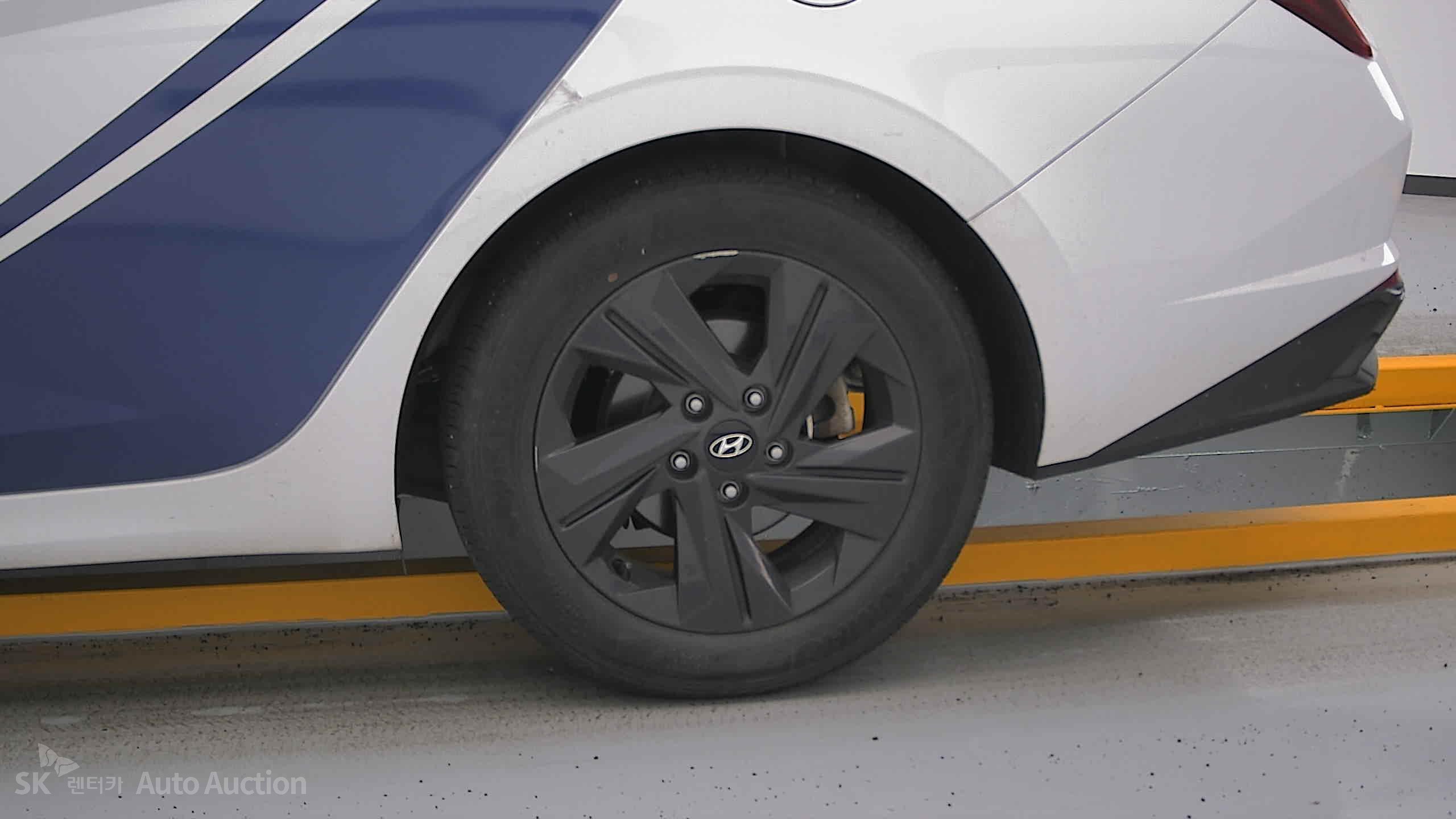 2023 - hyundai avante