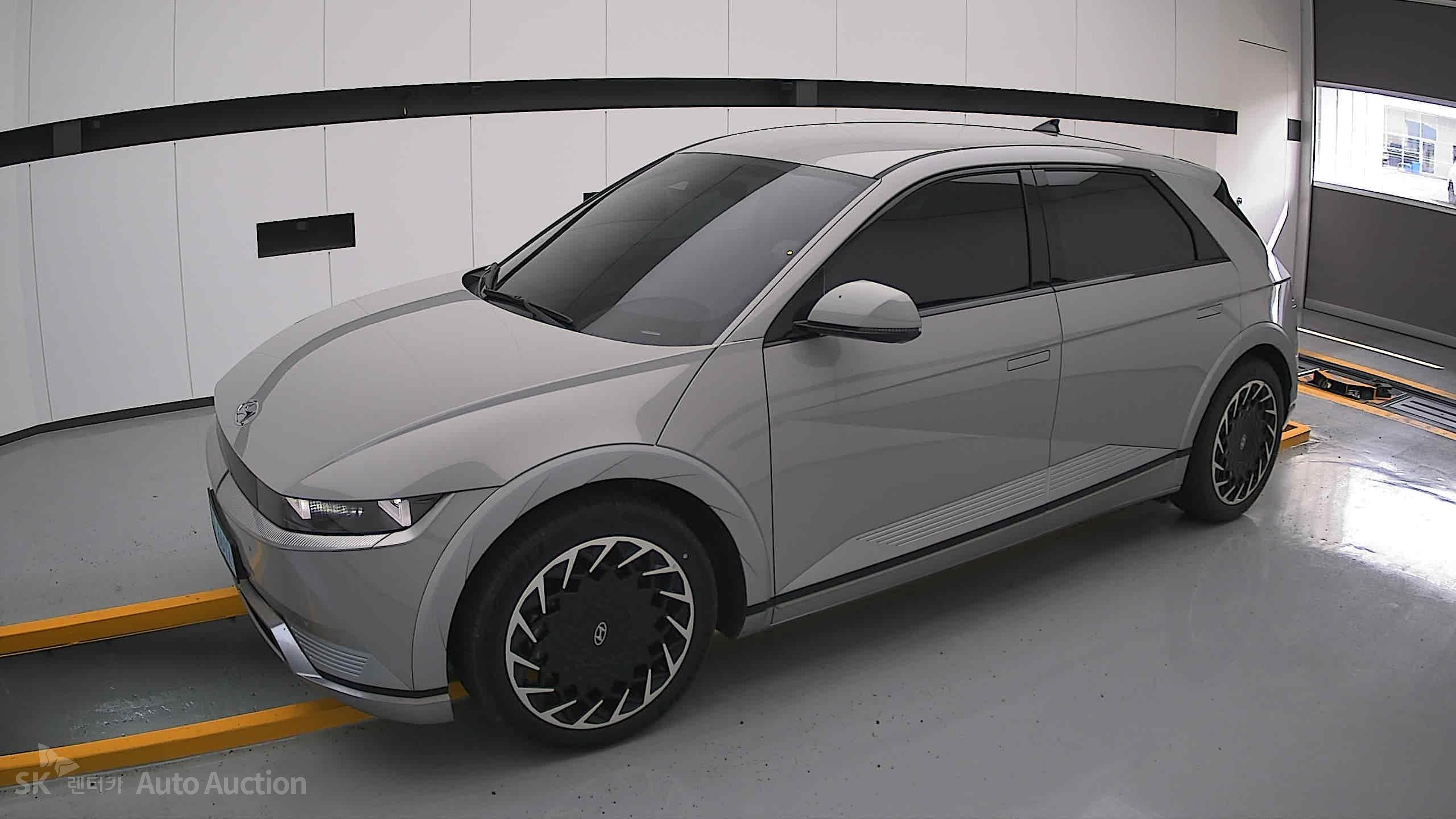 2022 - hyundai ioniq