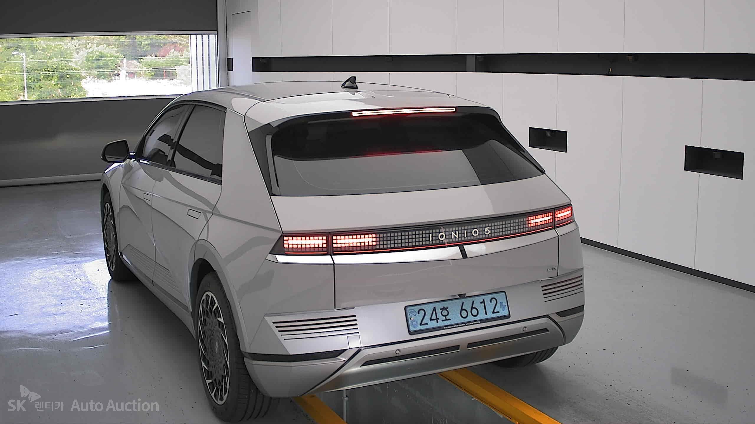 2022 - hyundai ioniq