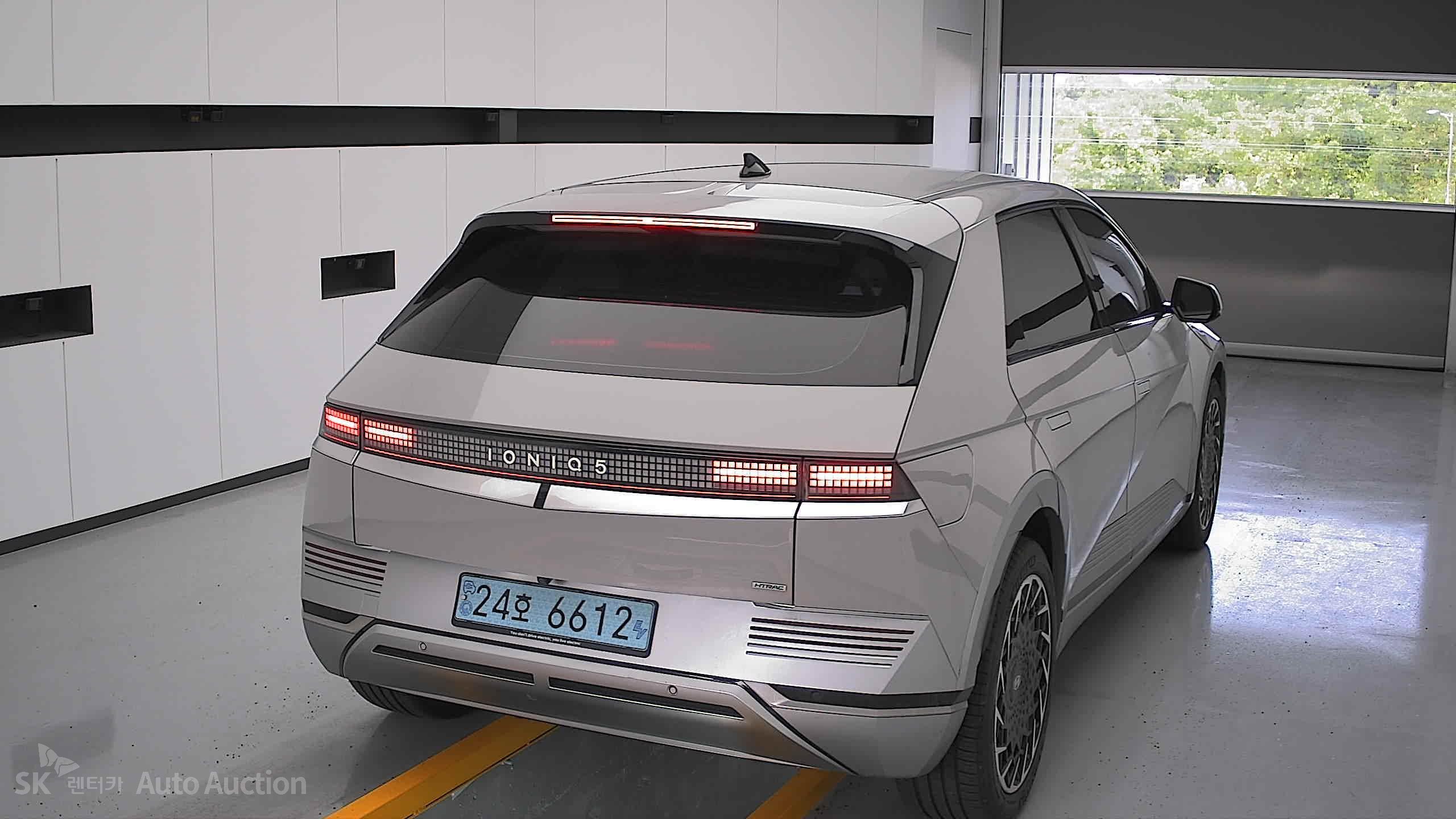 2022 - hyundai ioniq