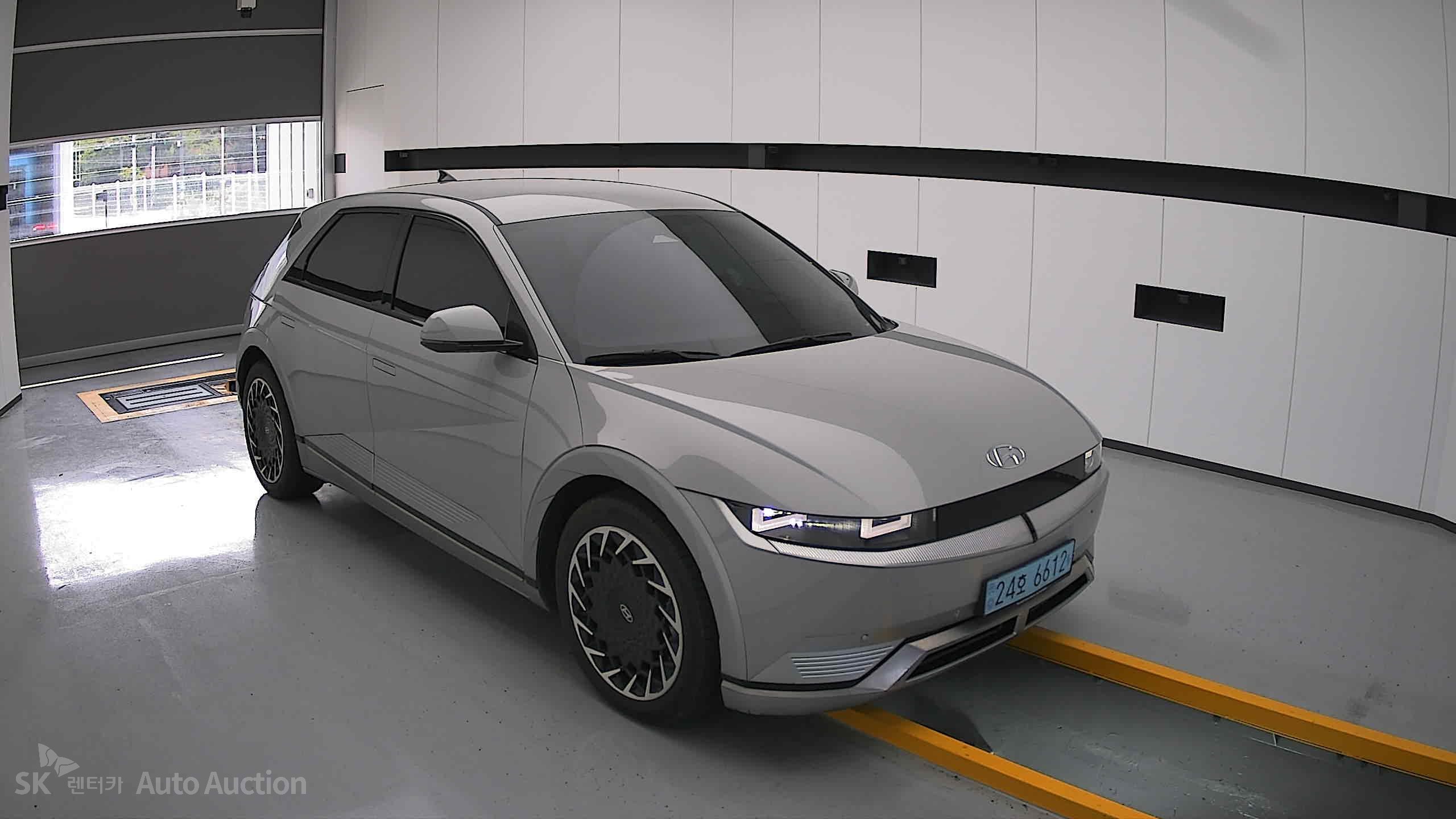 2022 - hyundai ioniq