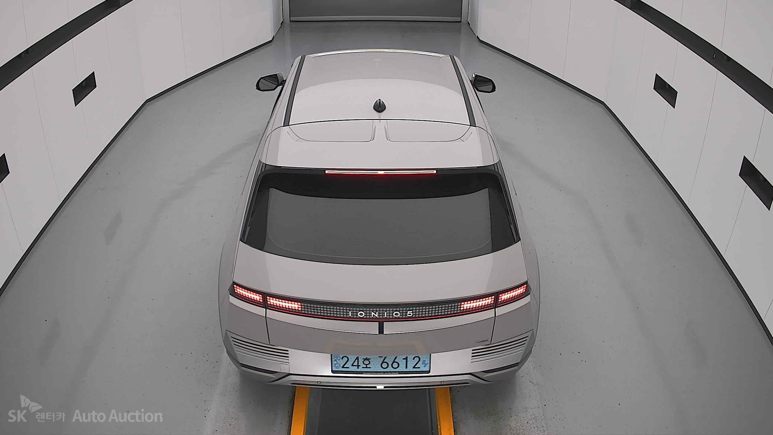 2022 - hyundai ioniq