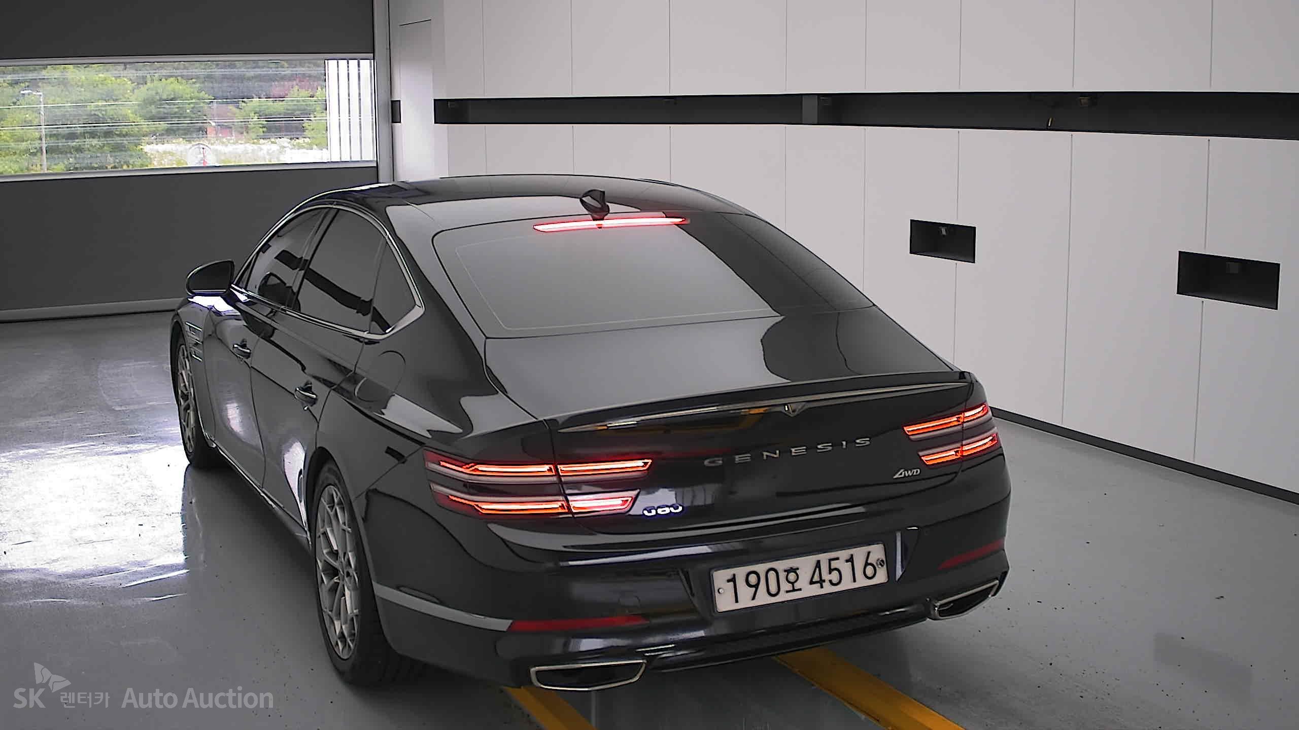 2022 - genesis g80