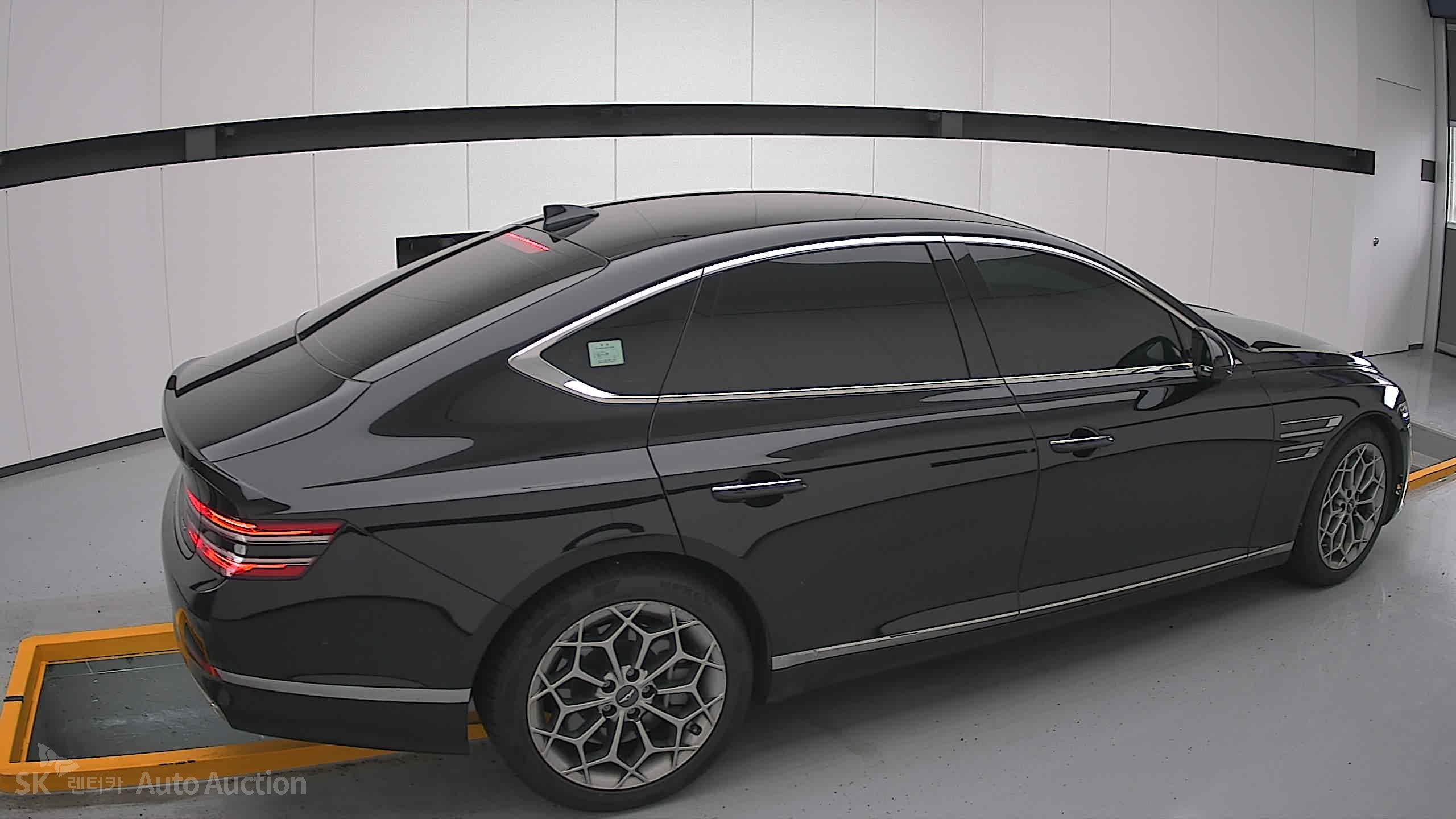 2022 - genesis g80