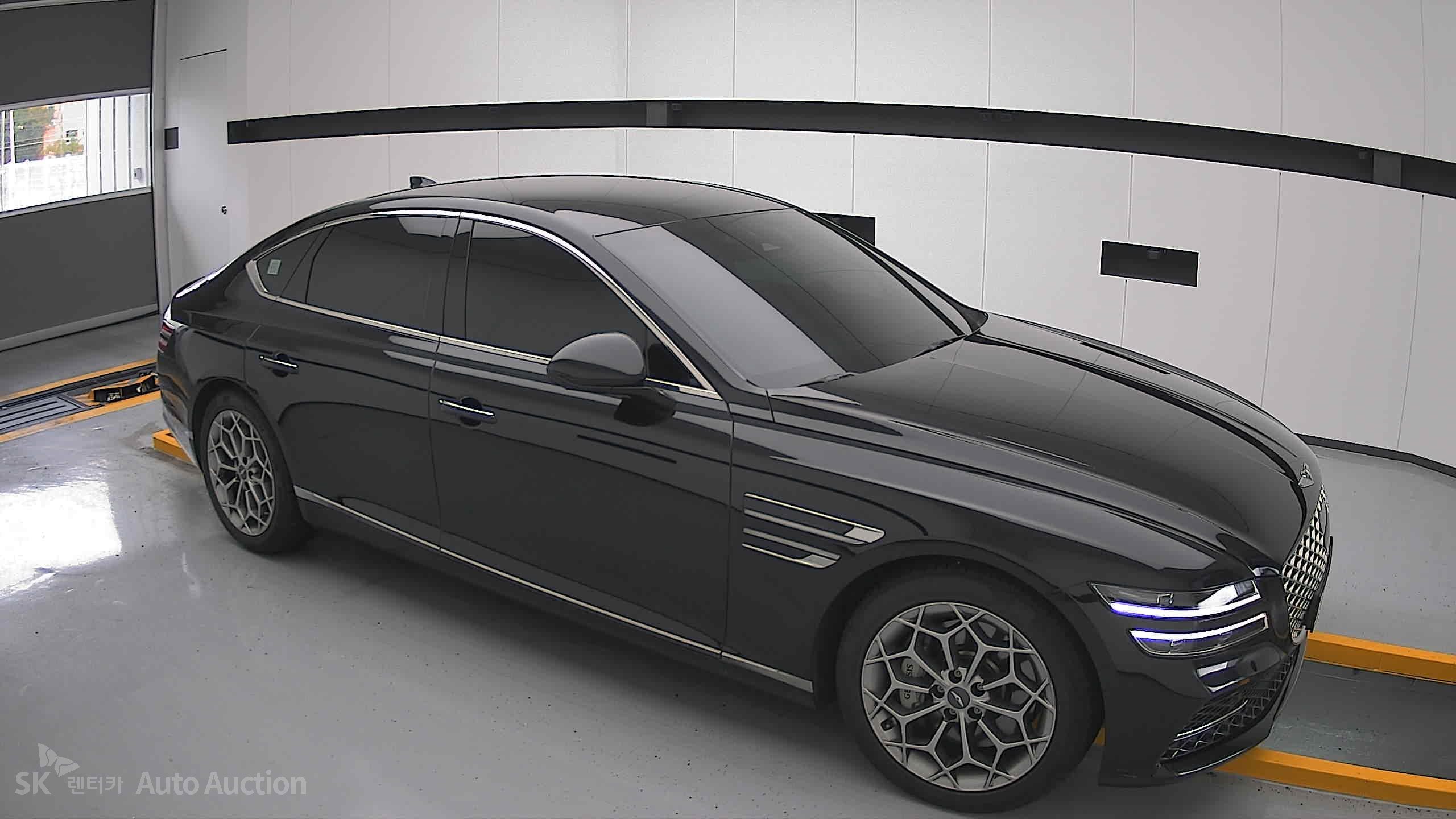 2022 - genesis g80