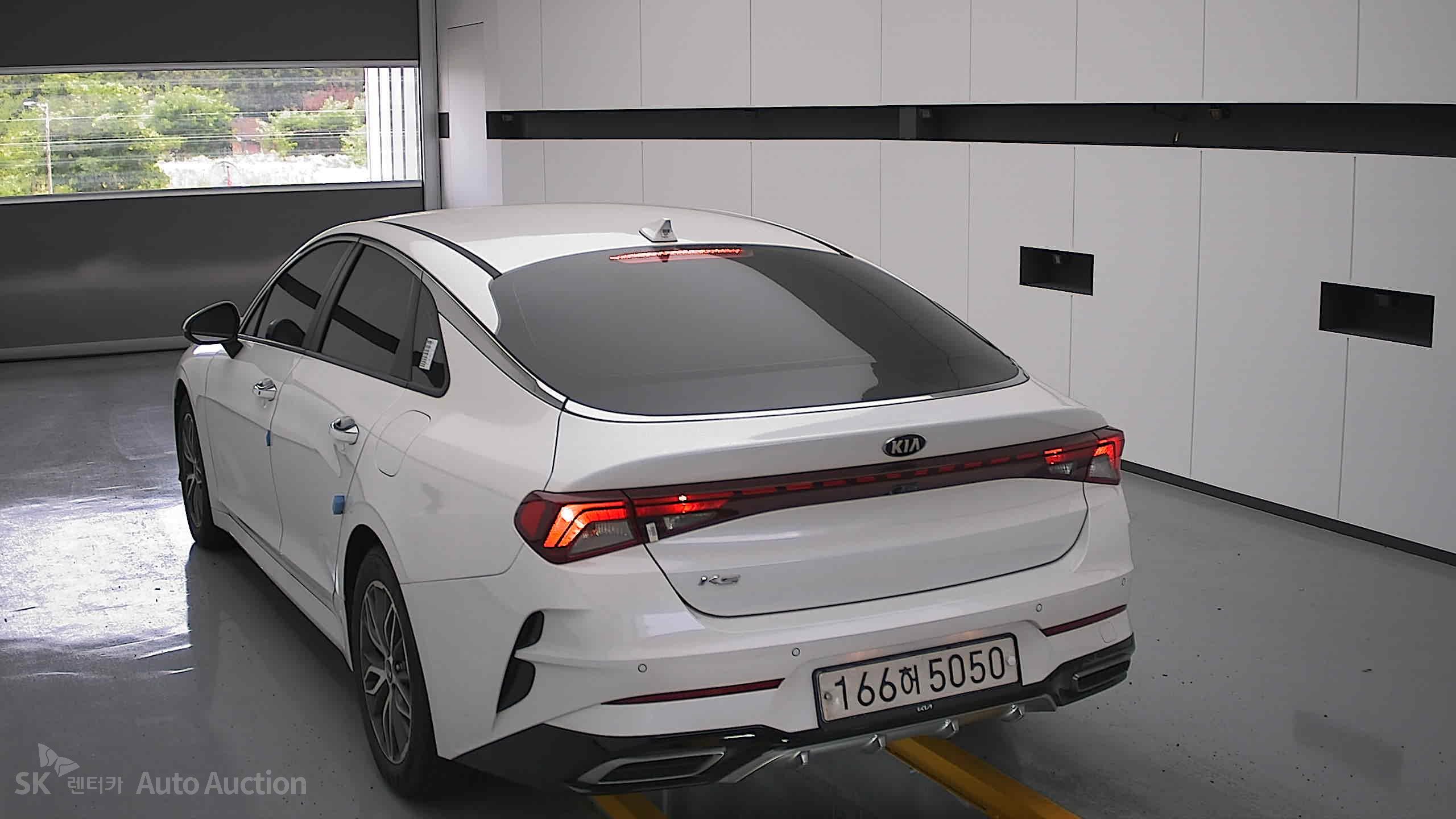 2021 - kia k5