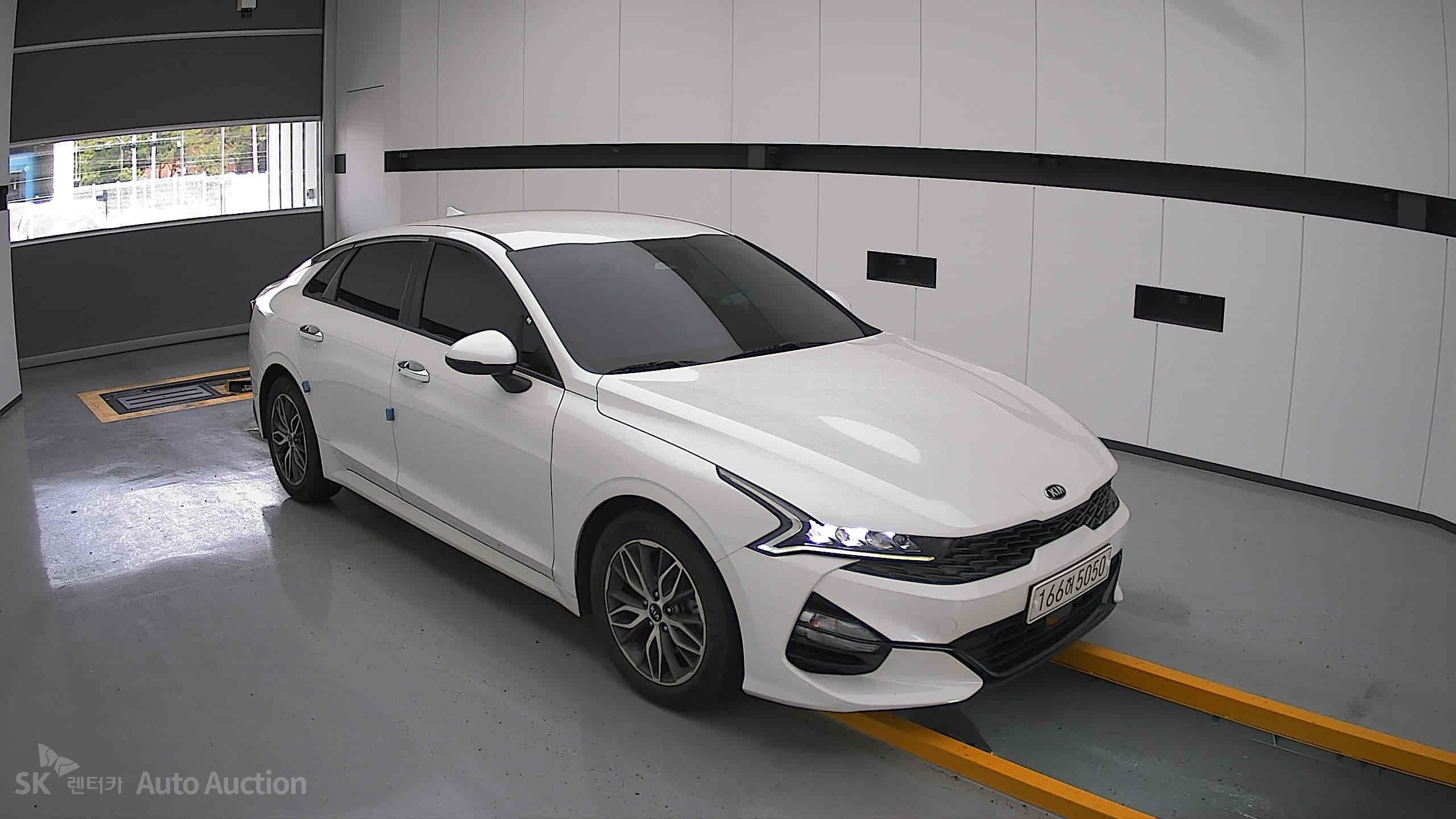2021 - kia k5