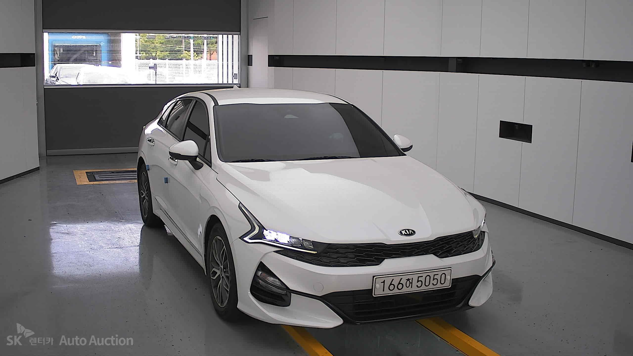 2021 - kia k5