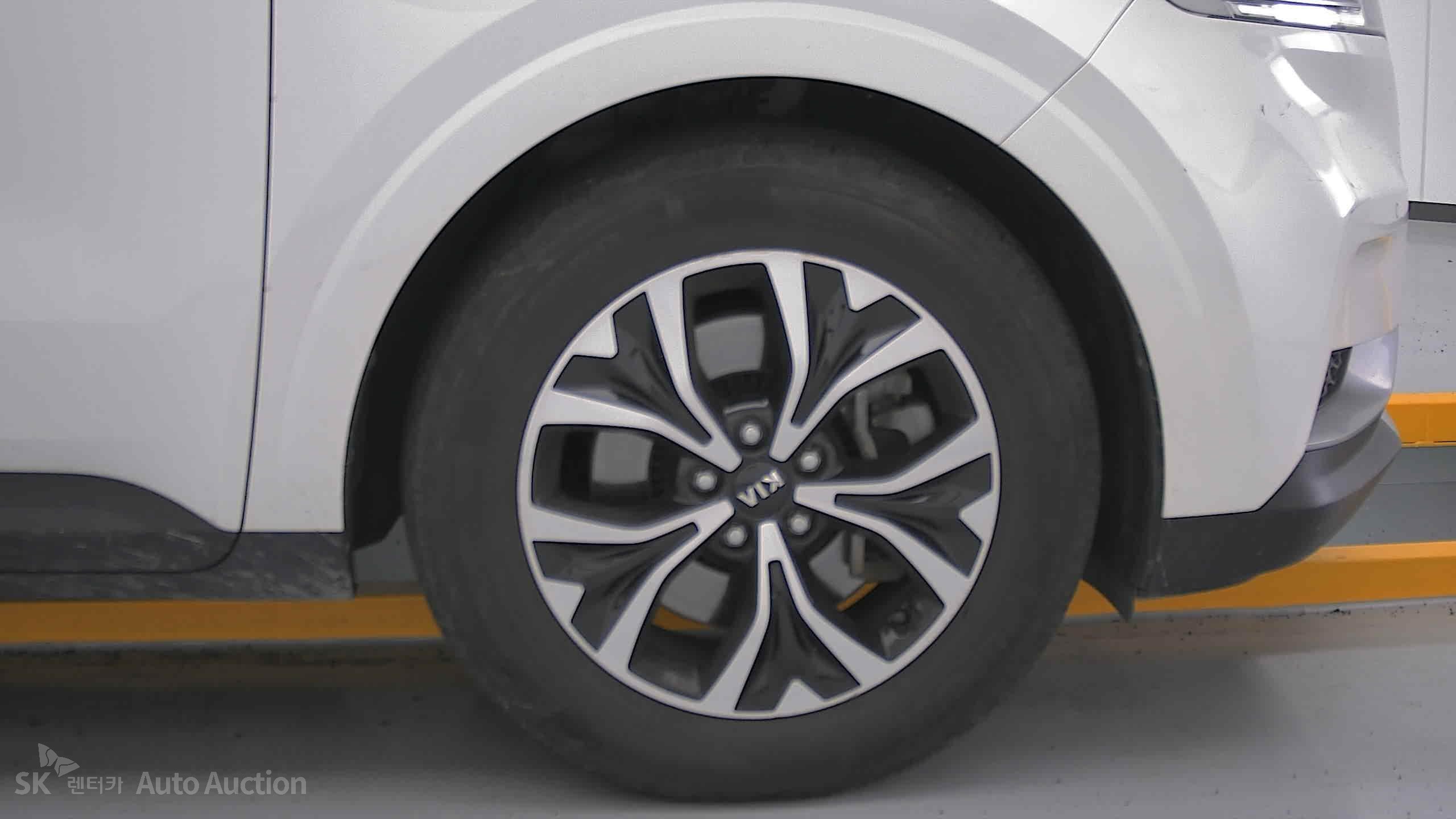 2021 - kia carnival