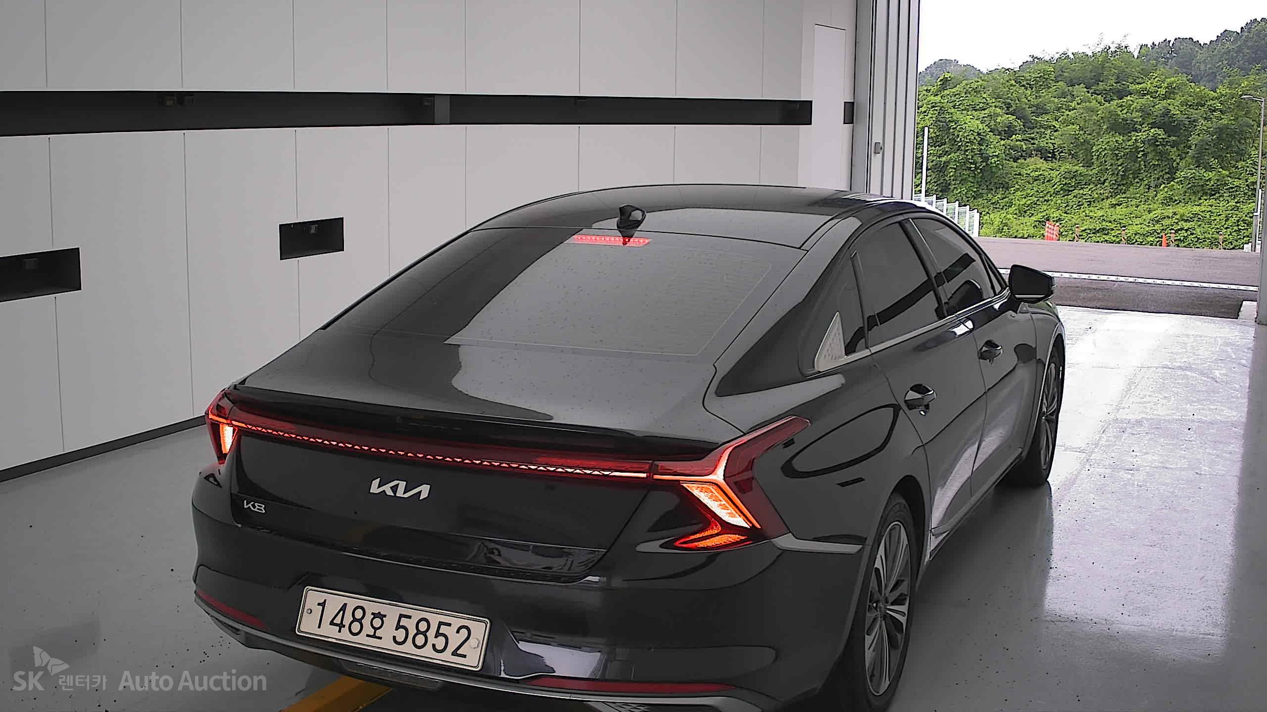 2022 - kia k8
