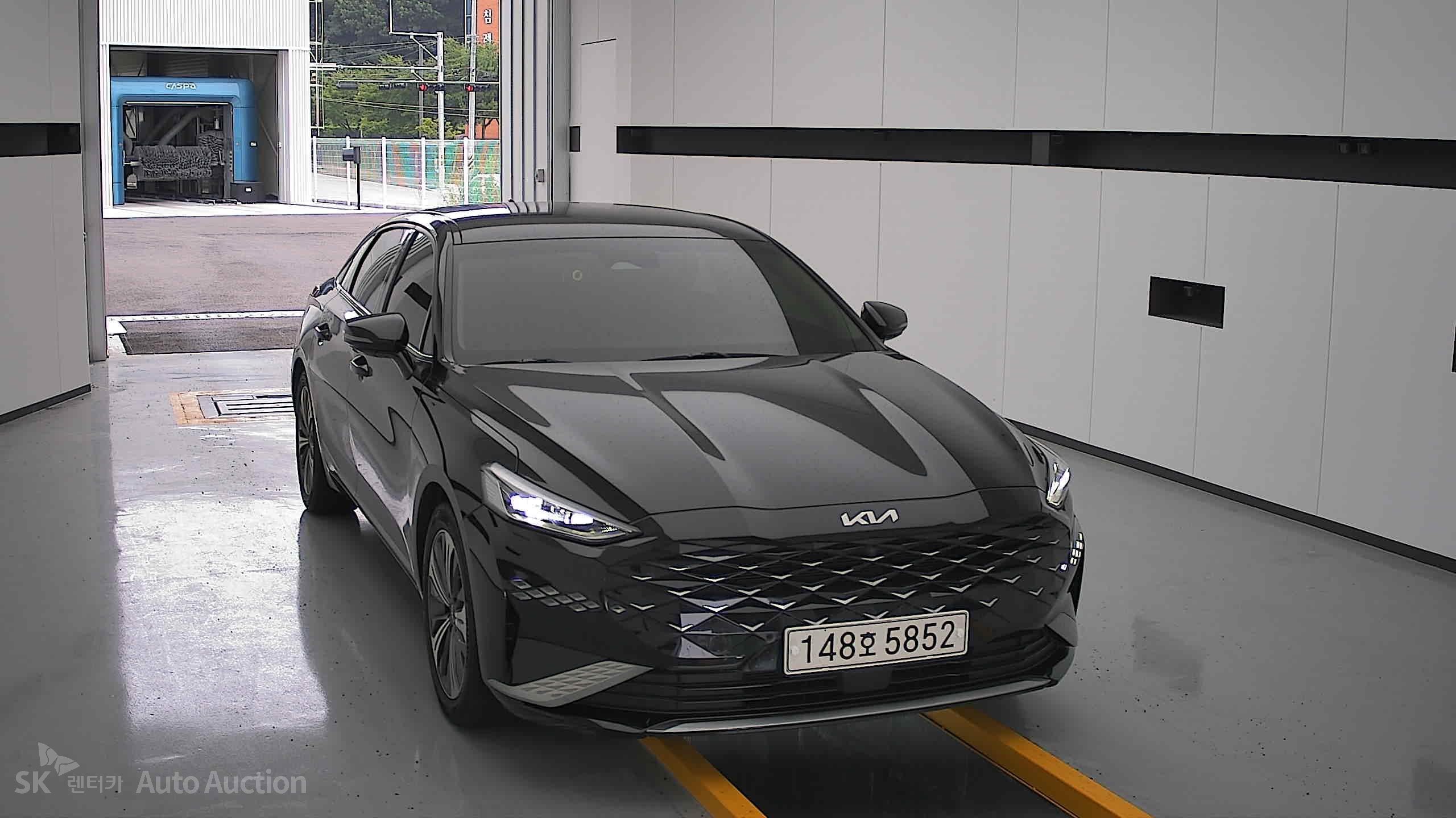 2022 - kia k8