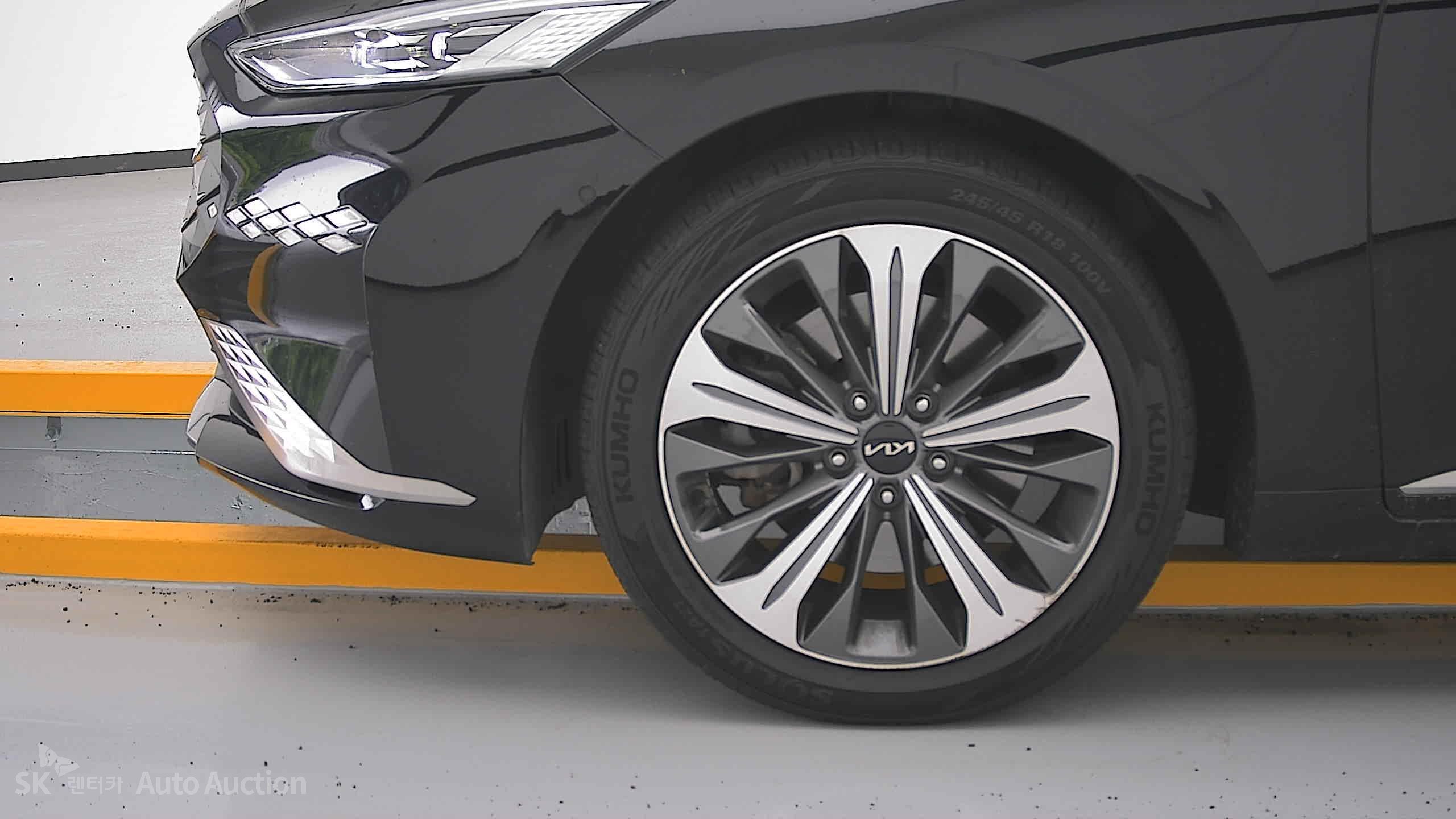 2022 - kia k8