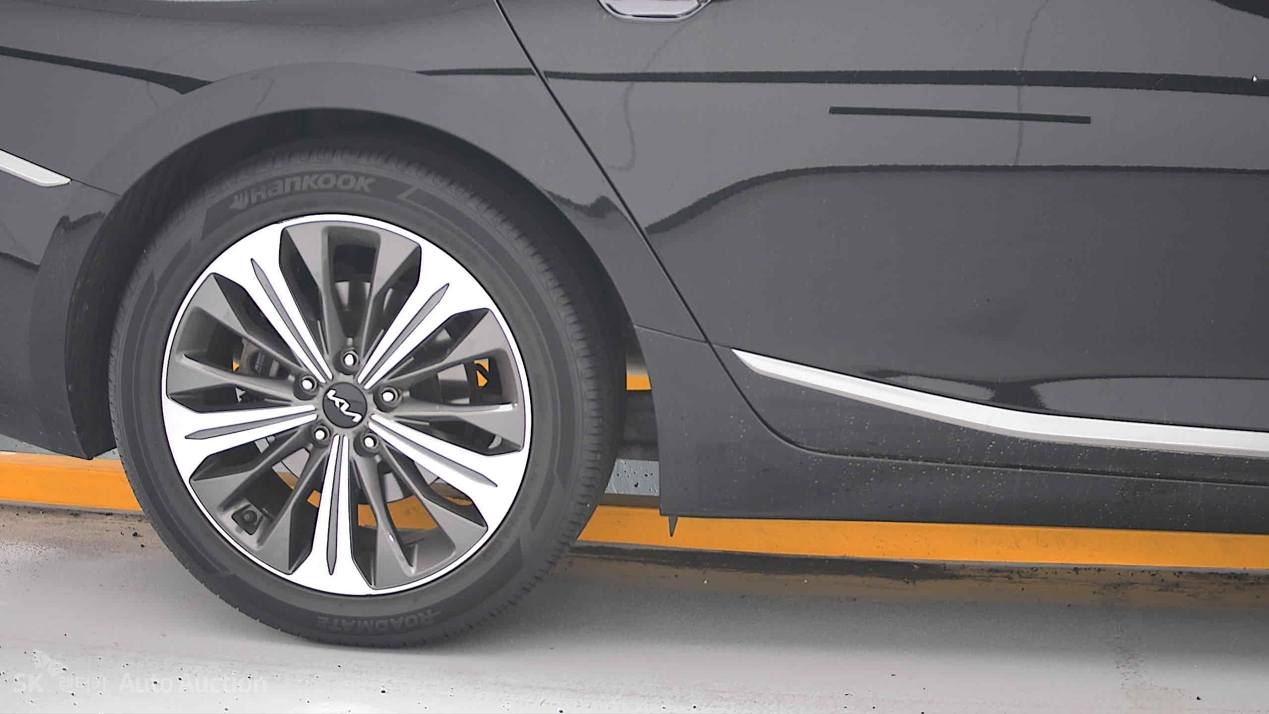 2022 - kia k8