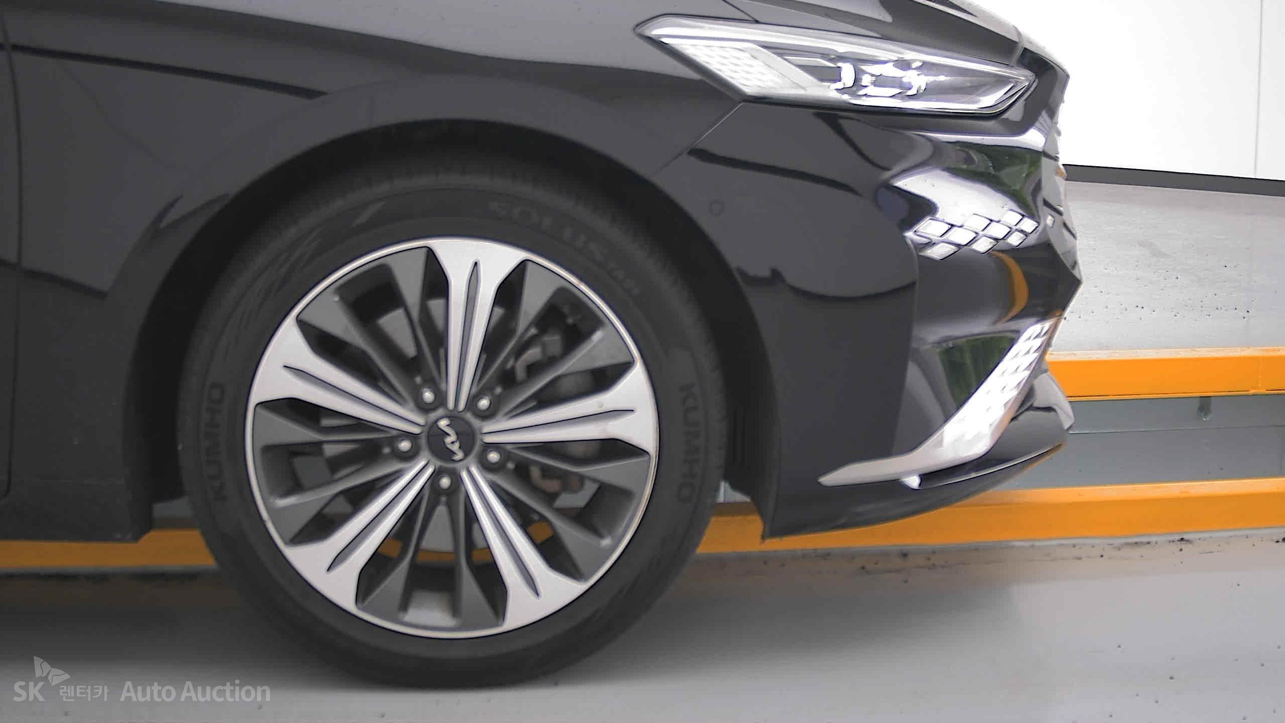 2022 - kia k8