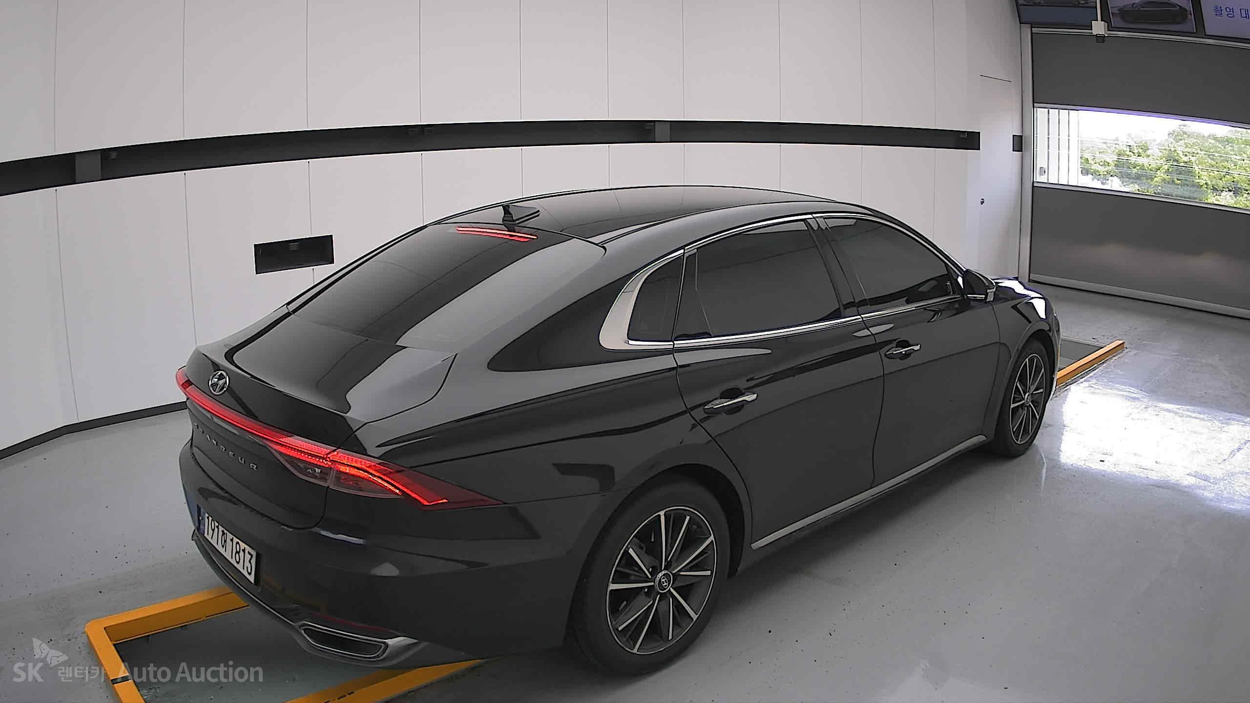 2022 - hyundai grandeur
