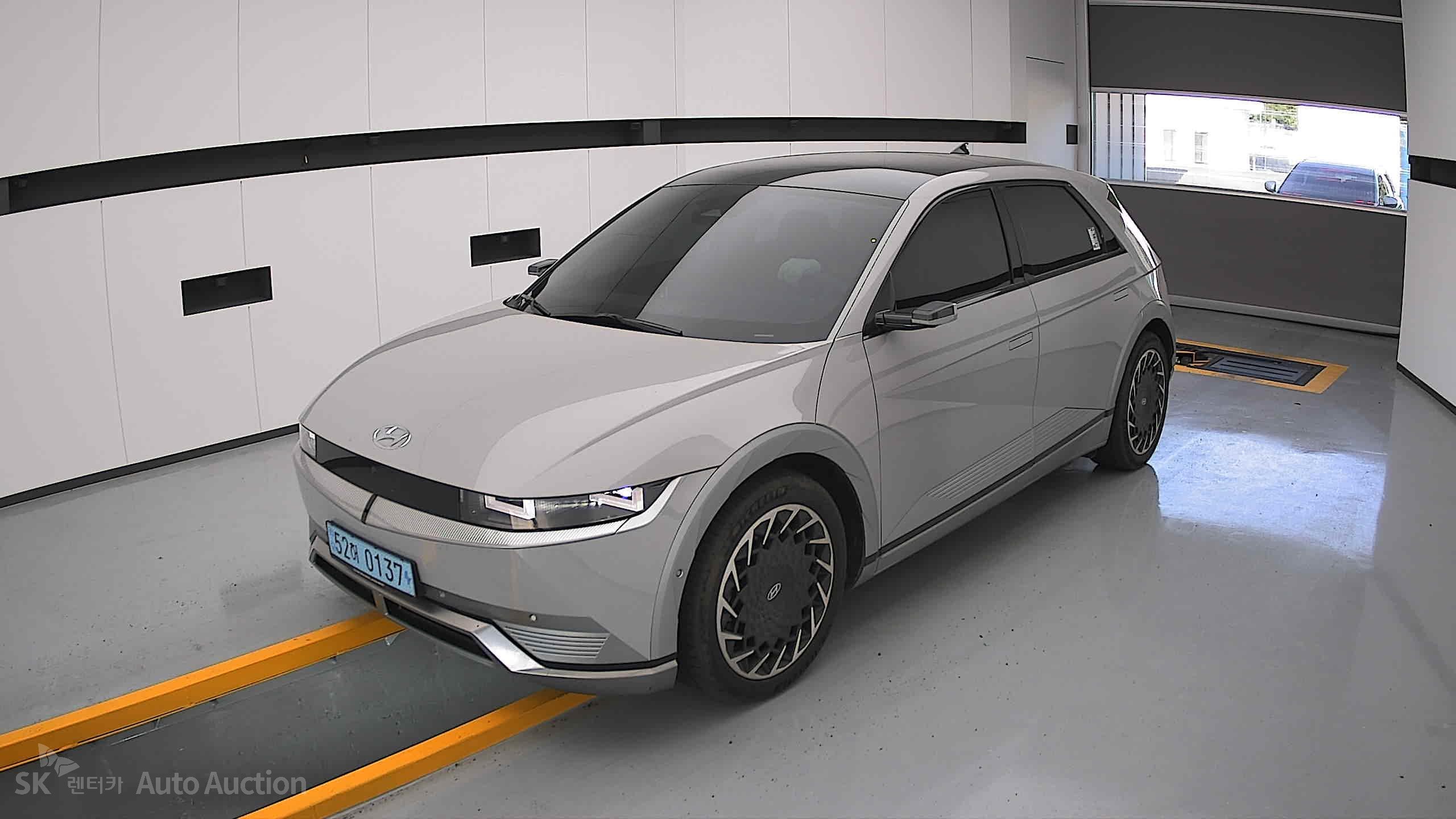 2022 - hyundai ioniq