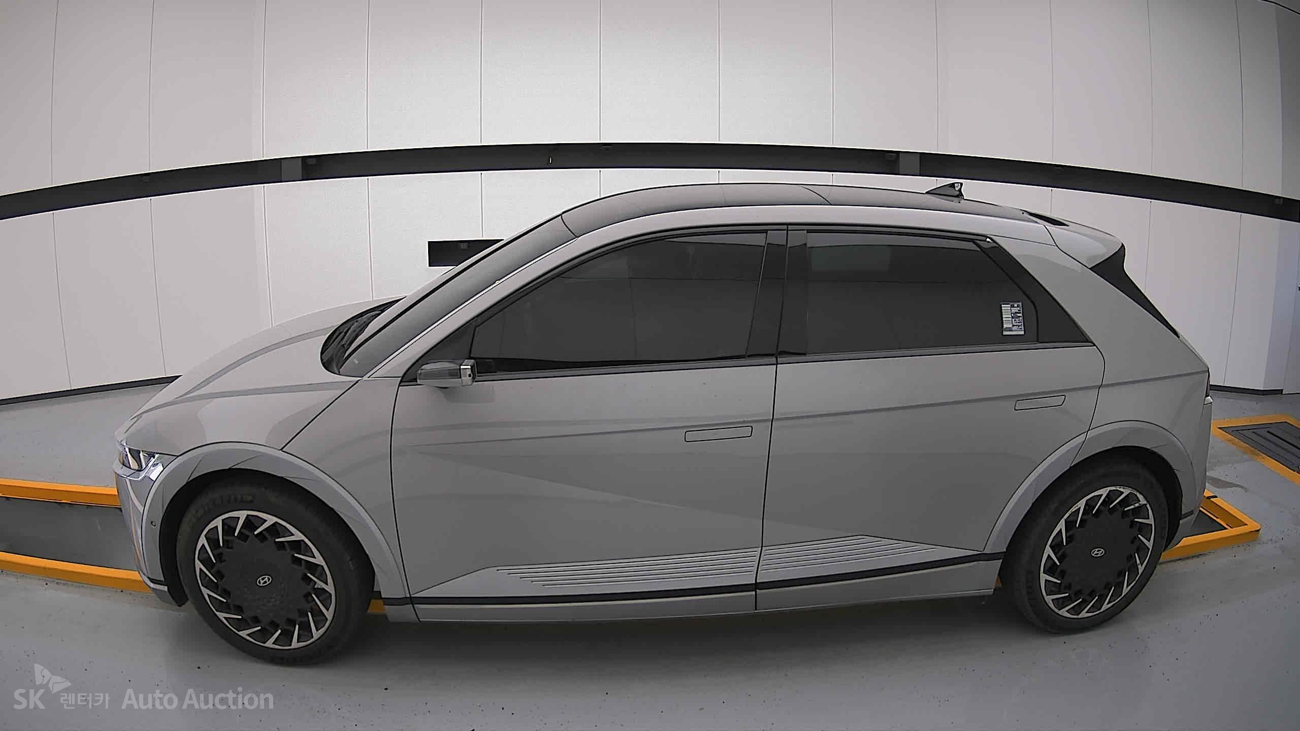 2022 - hyundai ioniq