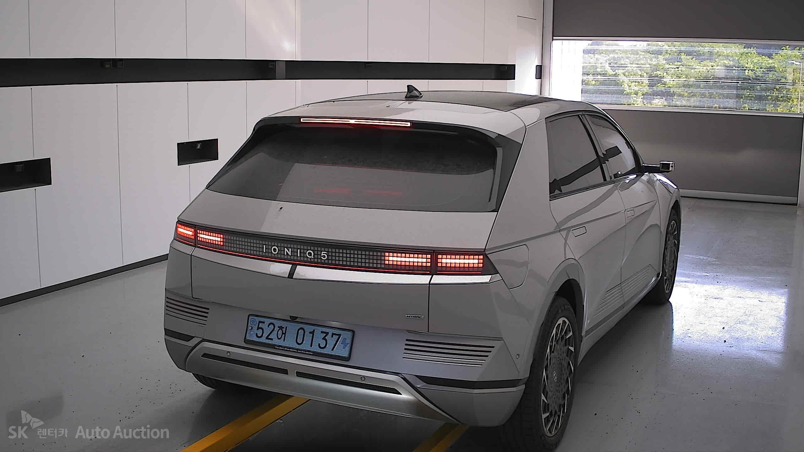 2022 - hyundai ioniq