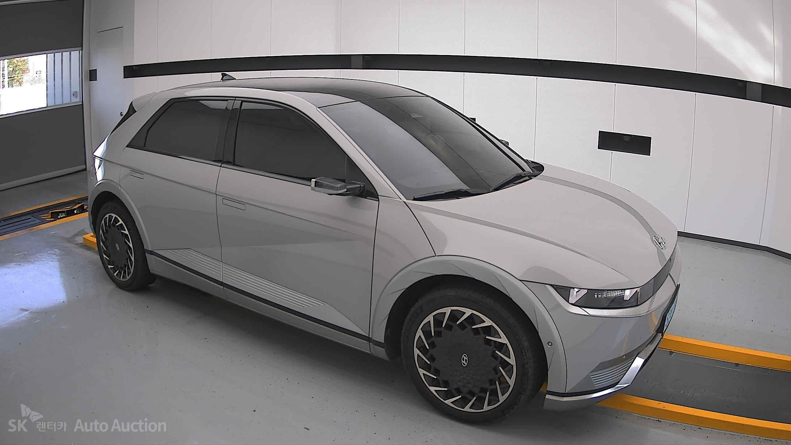 2022 - hyundai ioniq