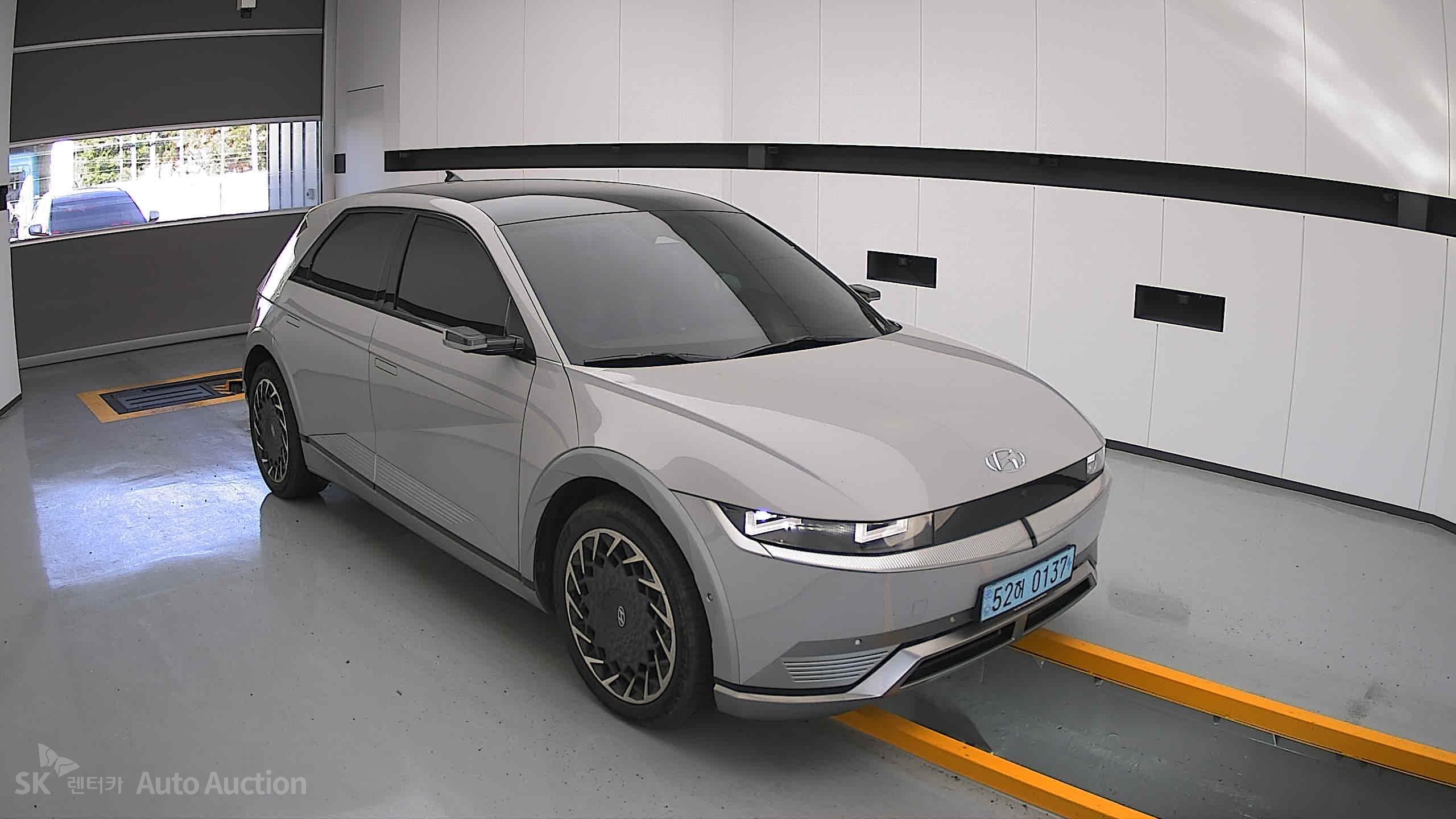 2022 - hyundai ioniq