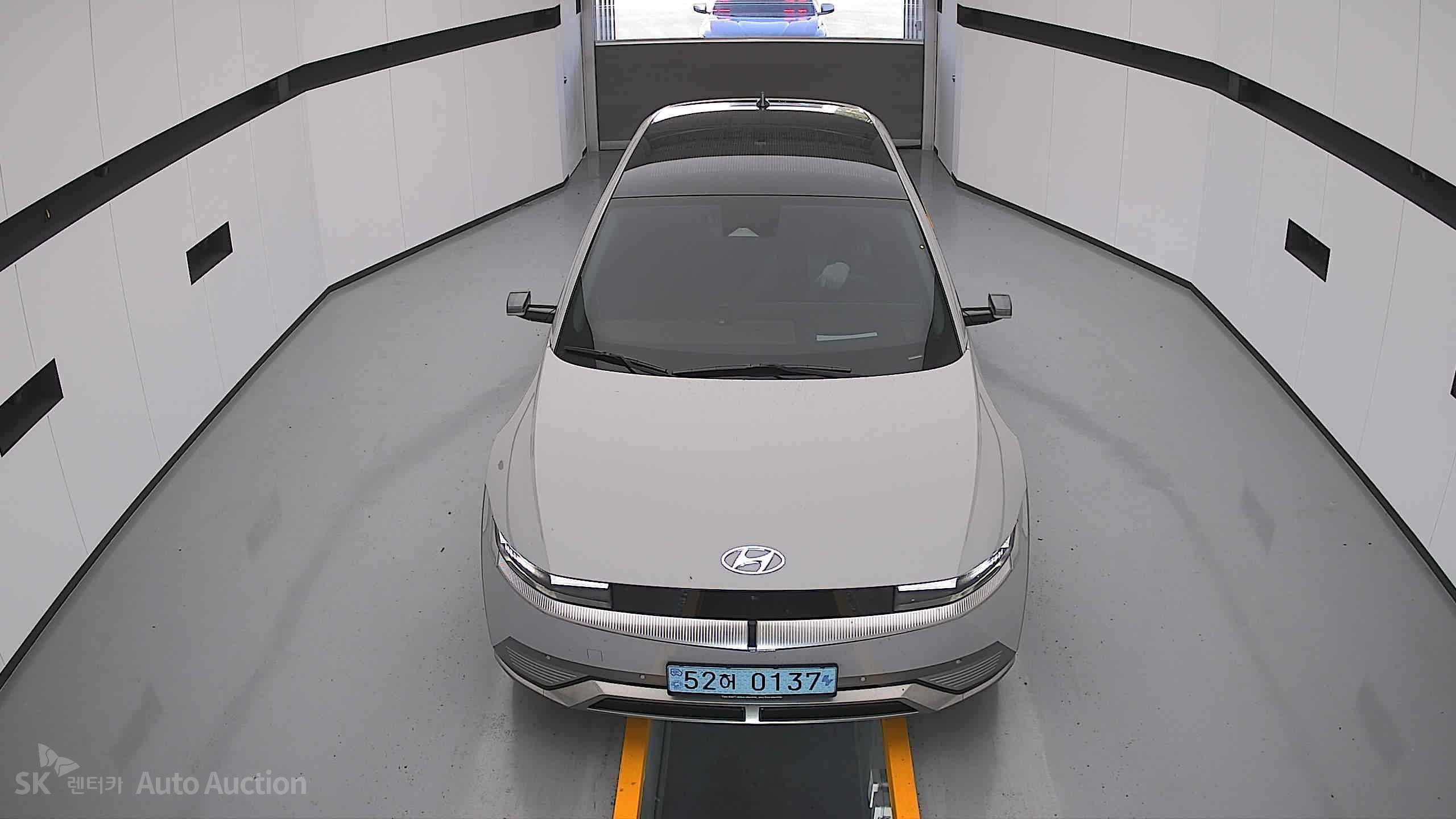 2022 - hyundai ioniq