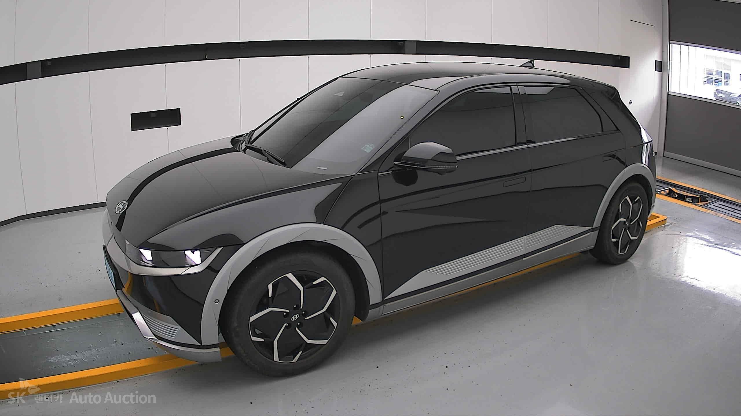 2022 - hyundai ioniq