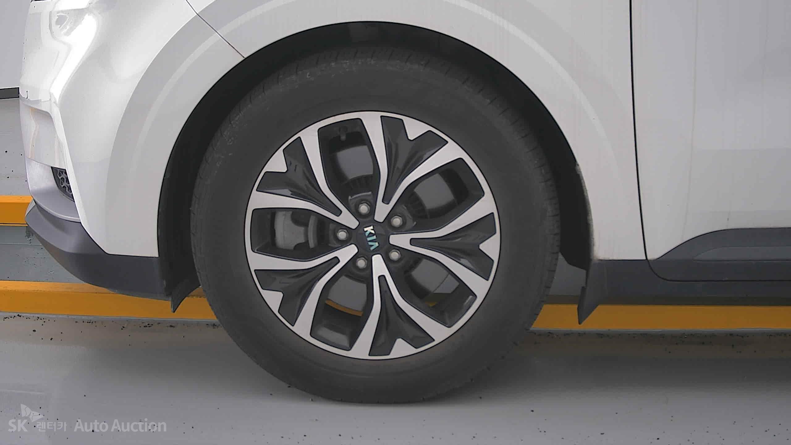 2021 - kia carnival